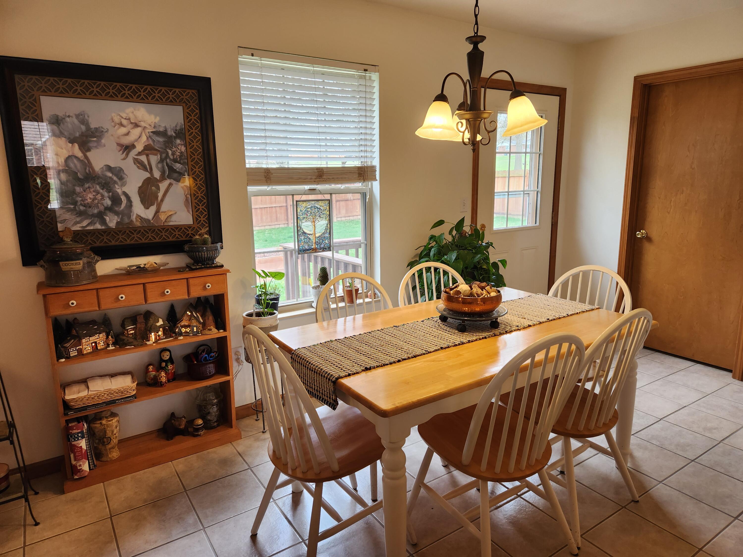 704 North Olive Street Property Photo 19