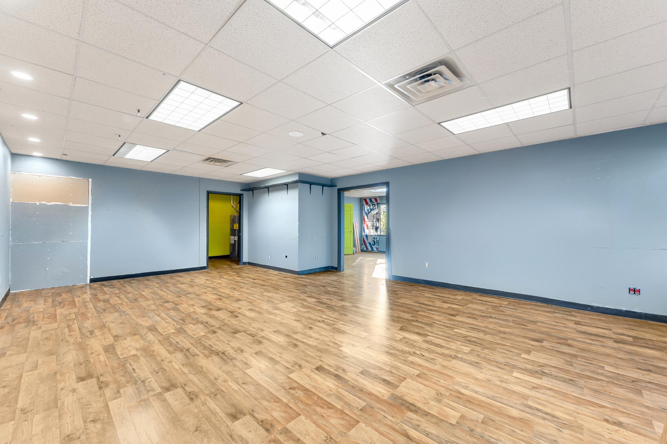 718 South Business 65 Property Photo 6