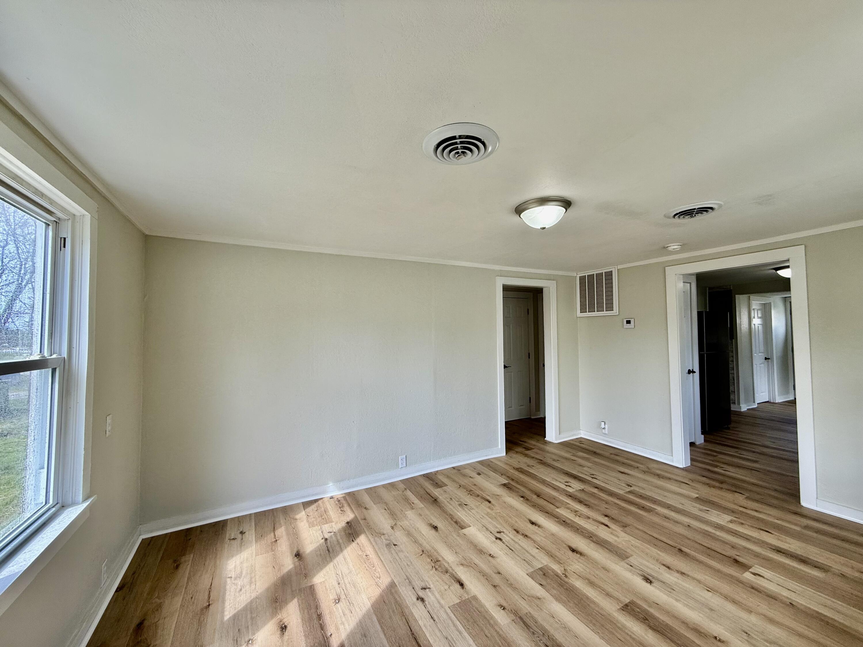 205 West Steffens Street Property Photo 4