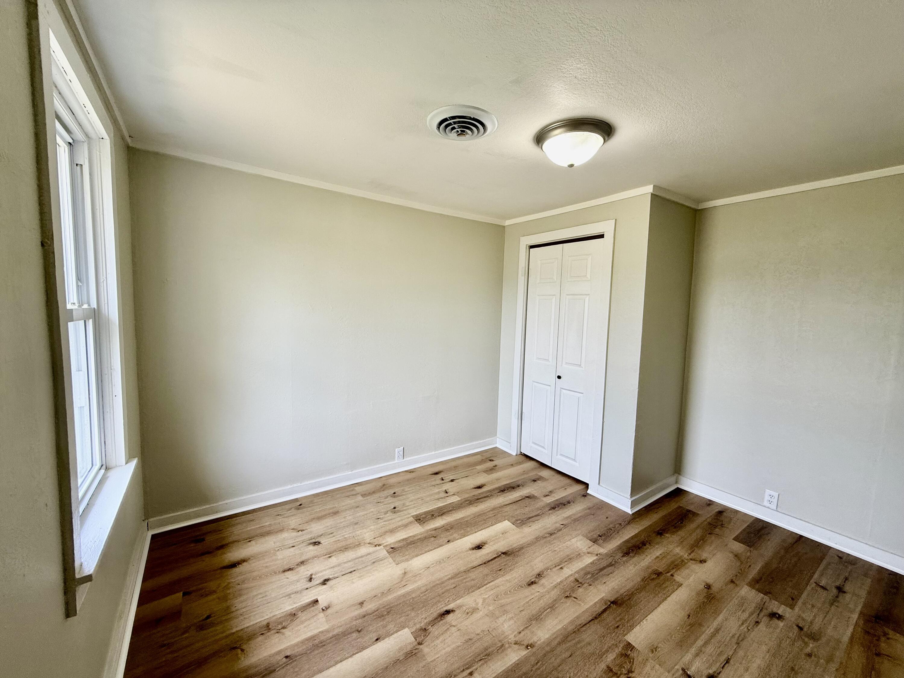 205 West Steffens Street Property Photo 13