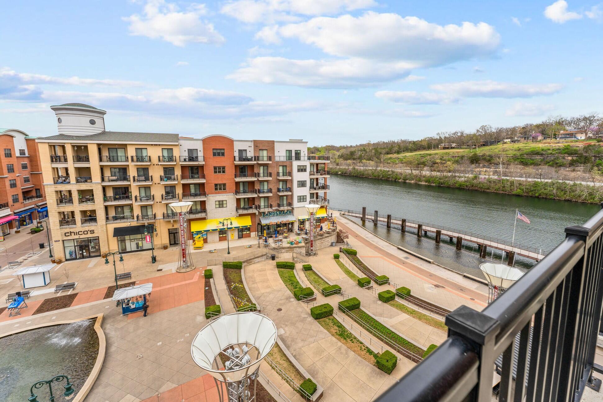 10512 Branson Landing Boulevard Property Photo 1