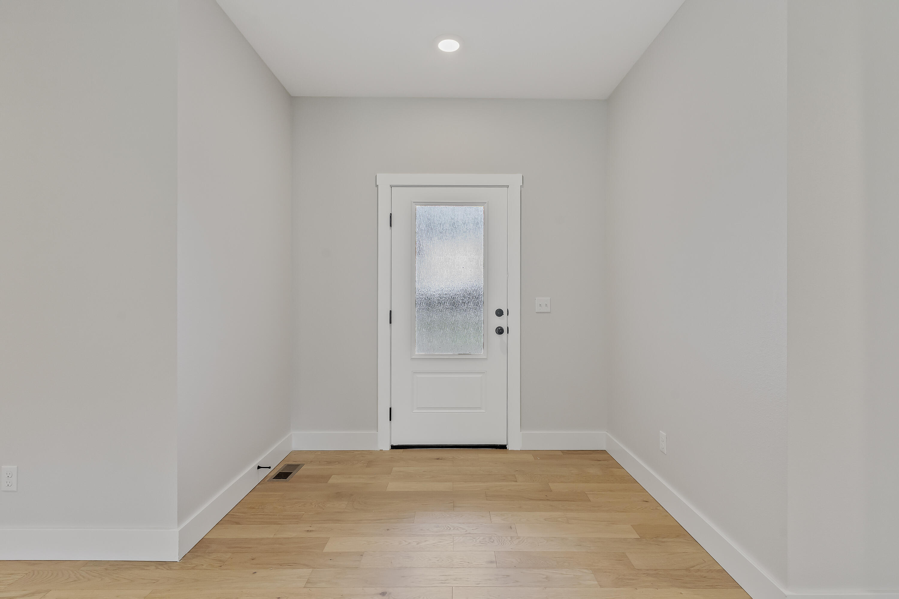 2117 North Silver Charm Avenue Property Photo 6