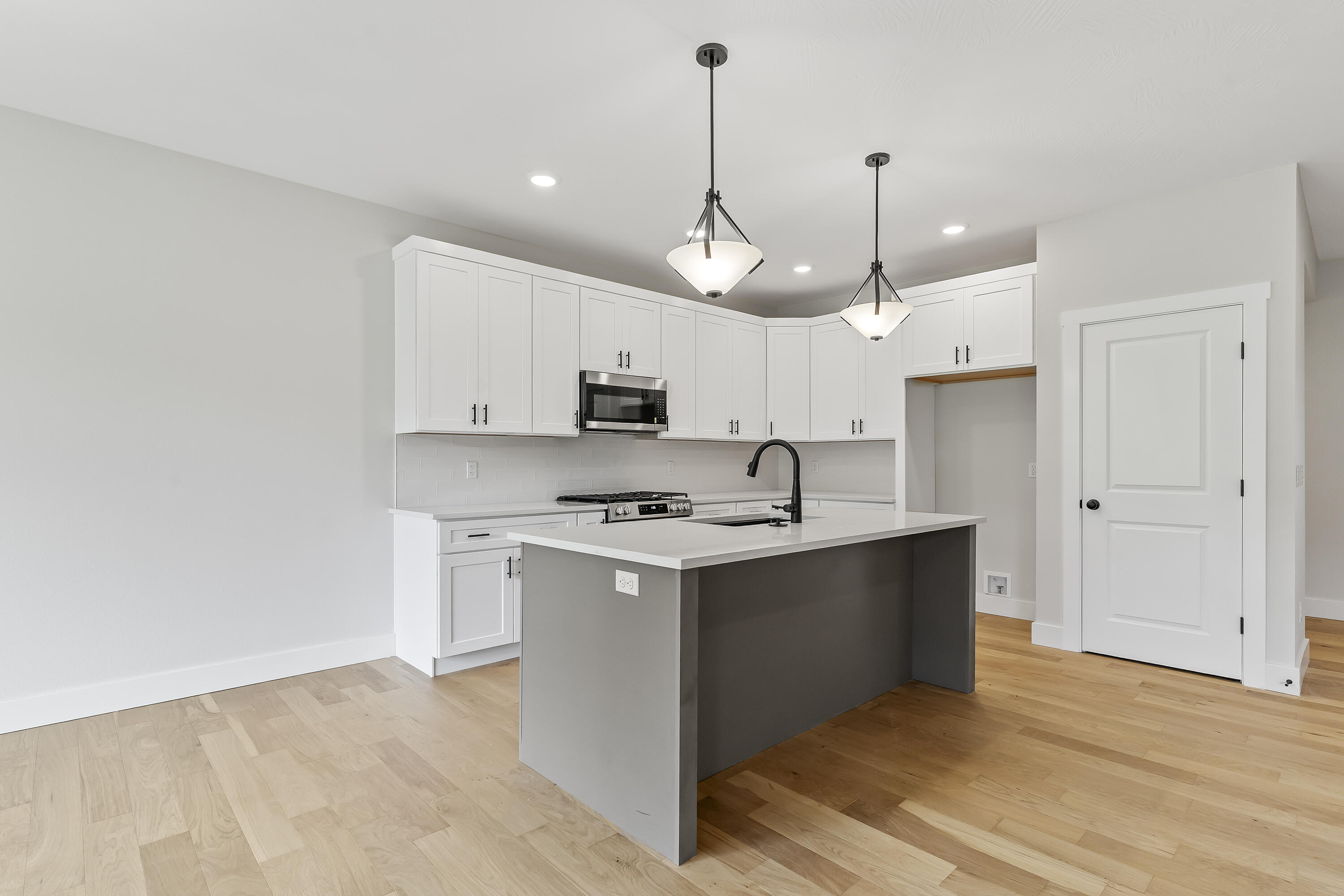 2117 North Silver Charm Avenue Property Photo 14