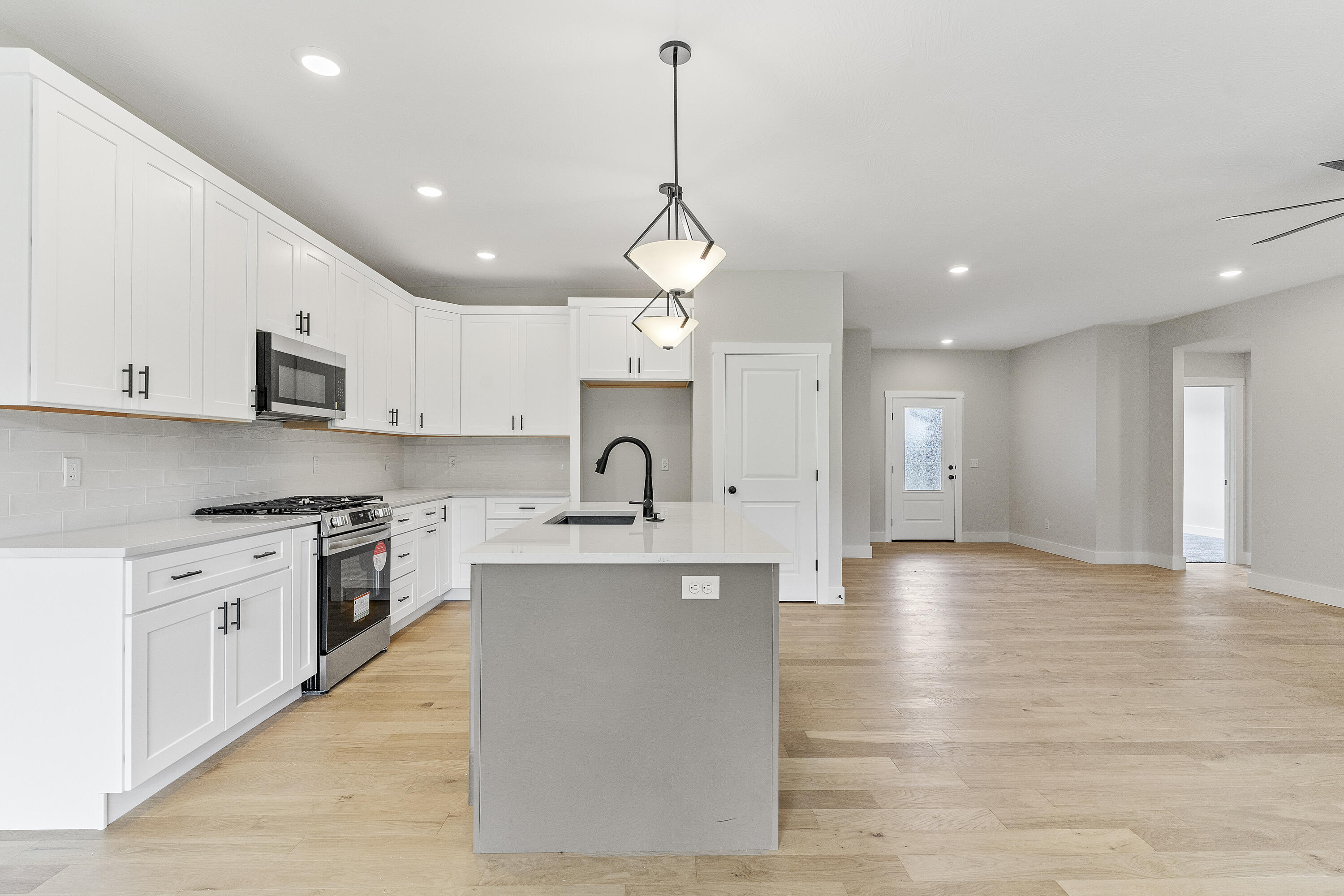 2117 North Silver Charm Avenue Property Photo 15