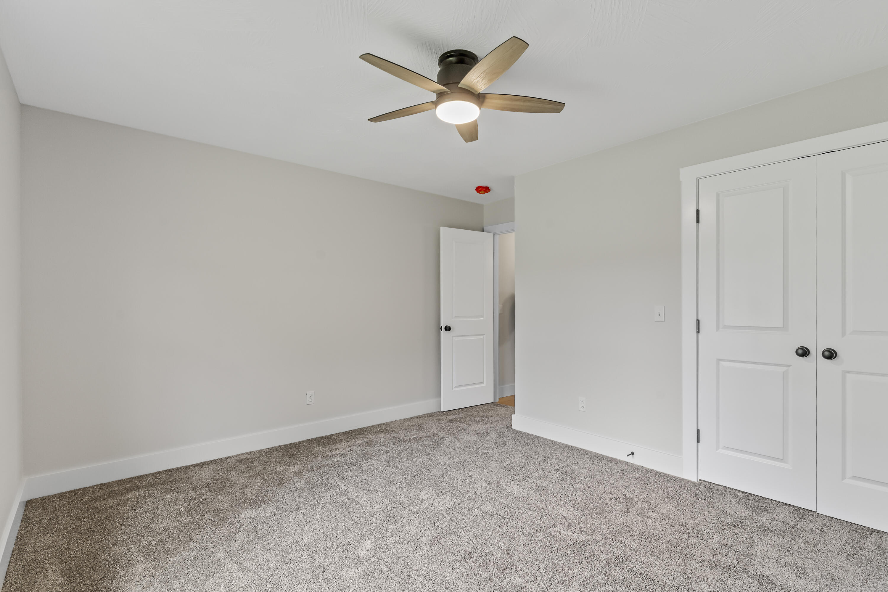 2117 North Silver Charm Avenue Property Photo 34