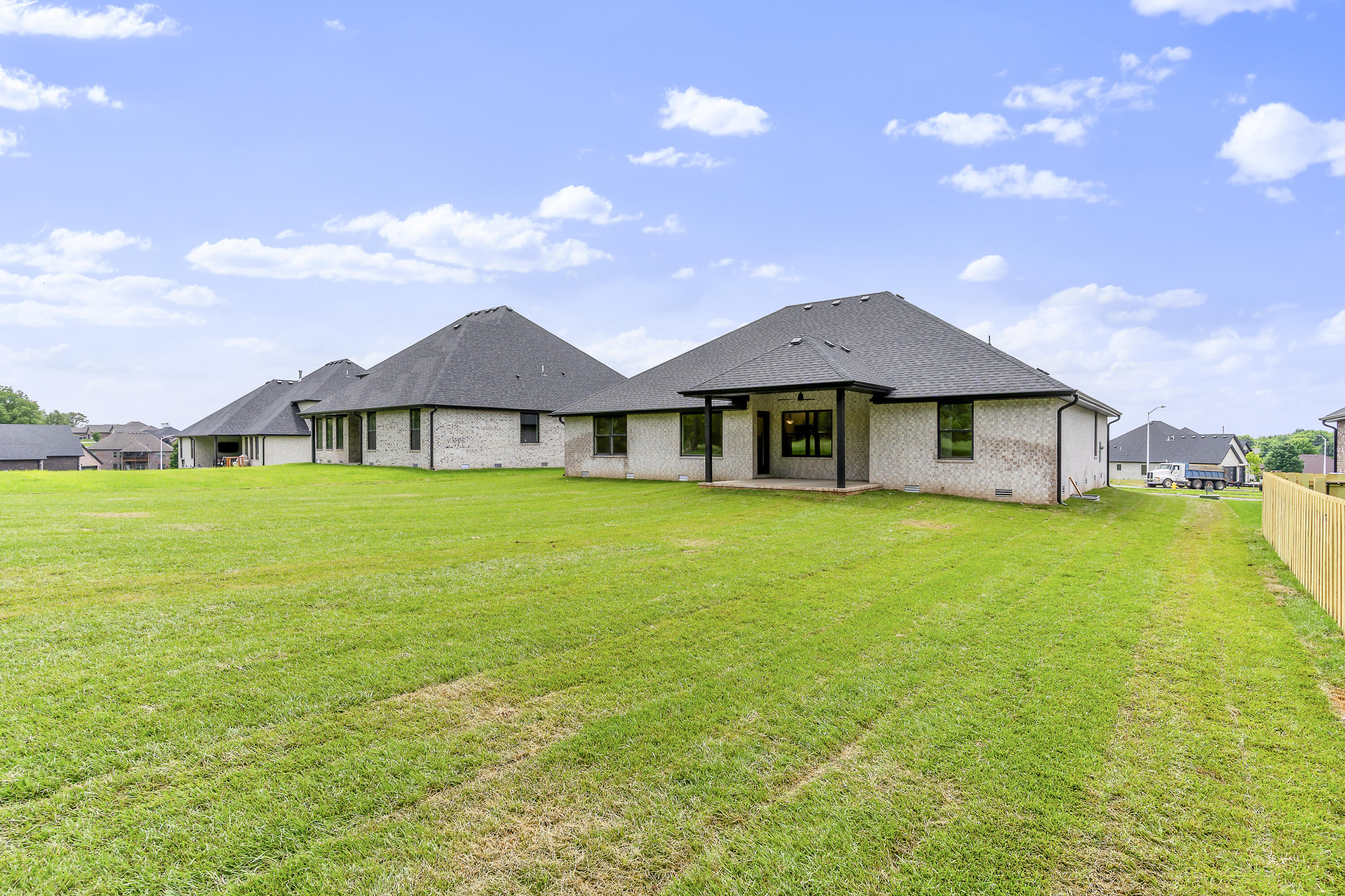 2117 North Silver Charm Avenue Property Photo 39