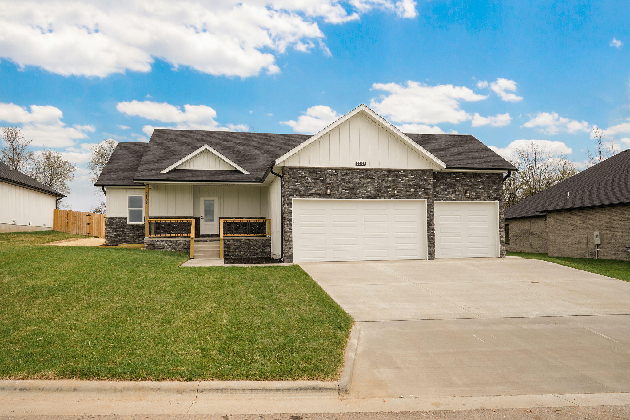2109 Mason Place Property Photo 1
