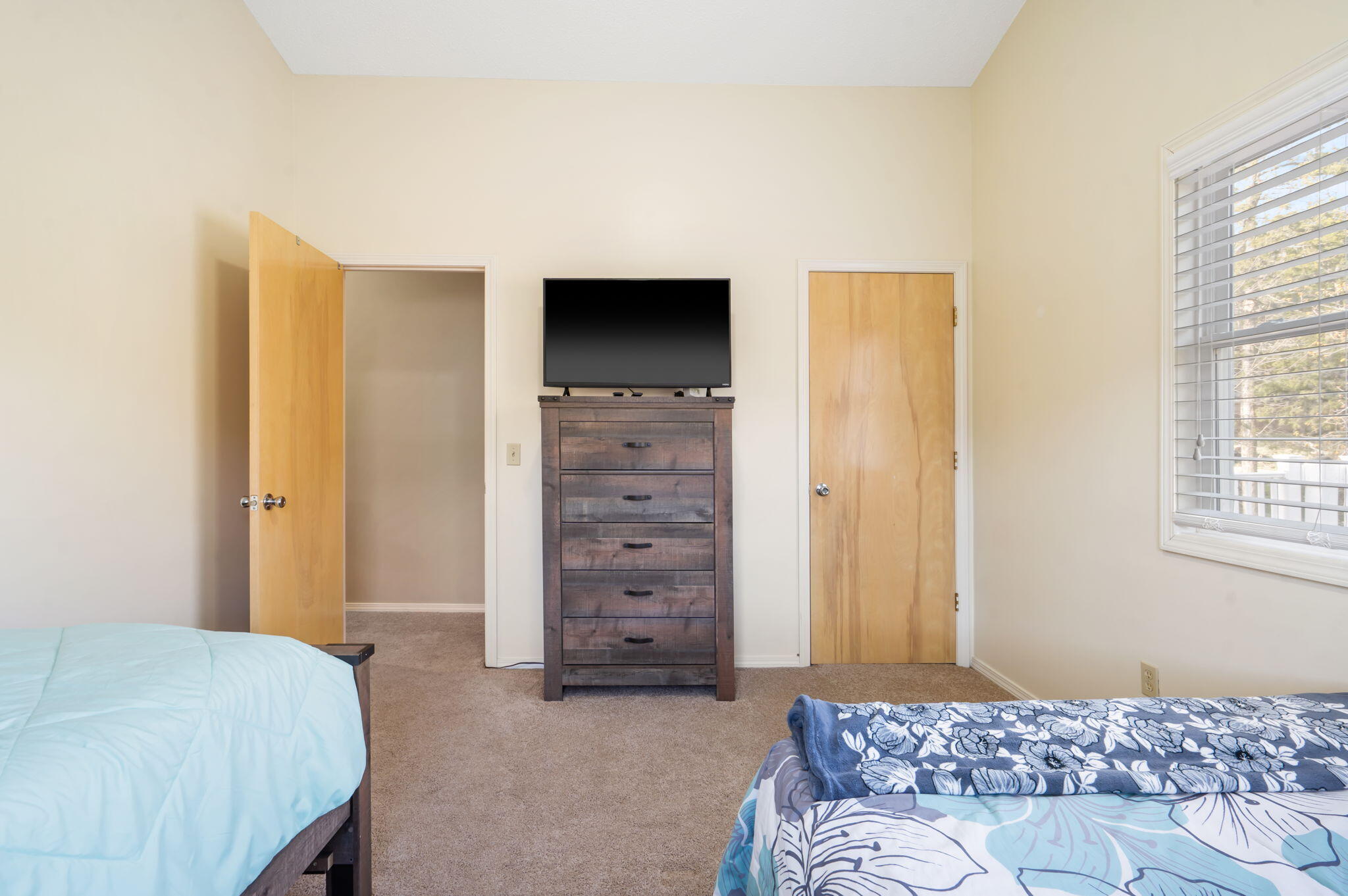 573 Lakewood Road Property Photo 15