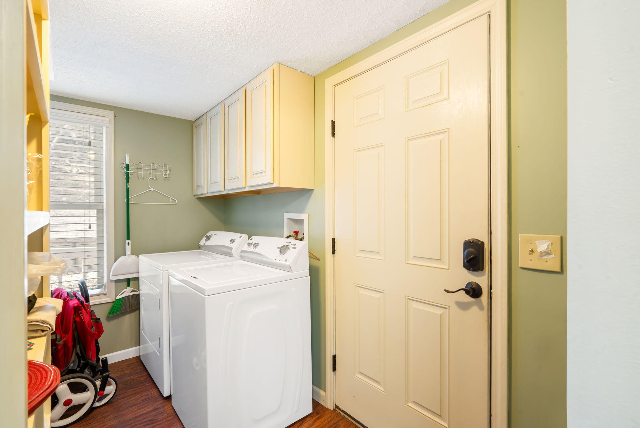573 Lakewood Road Property Photo 17