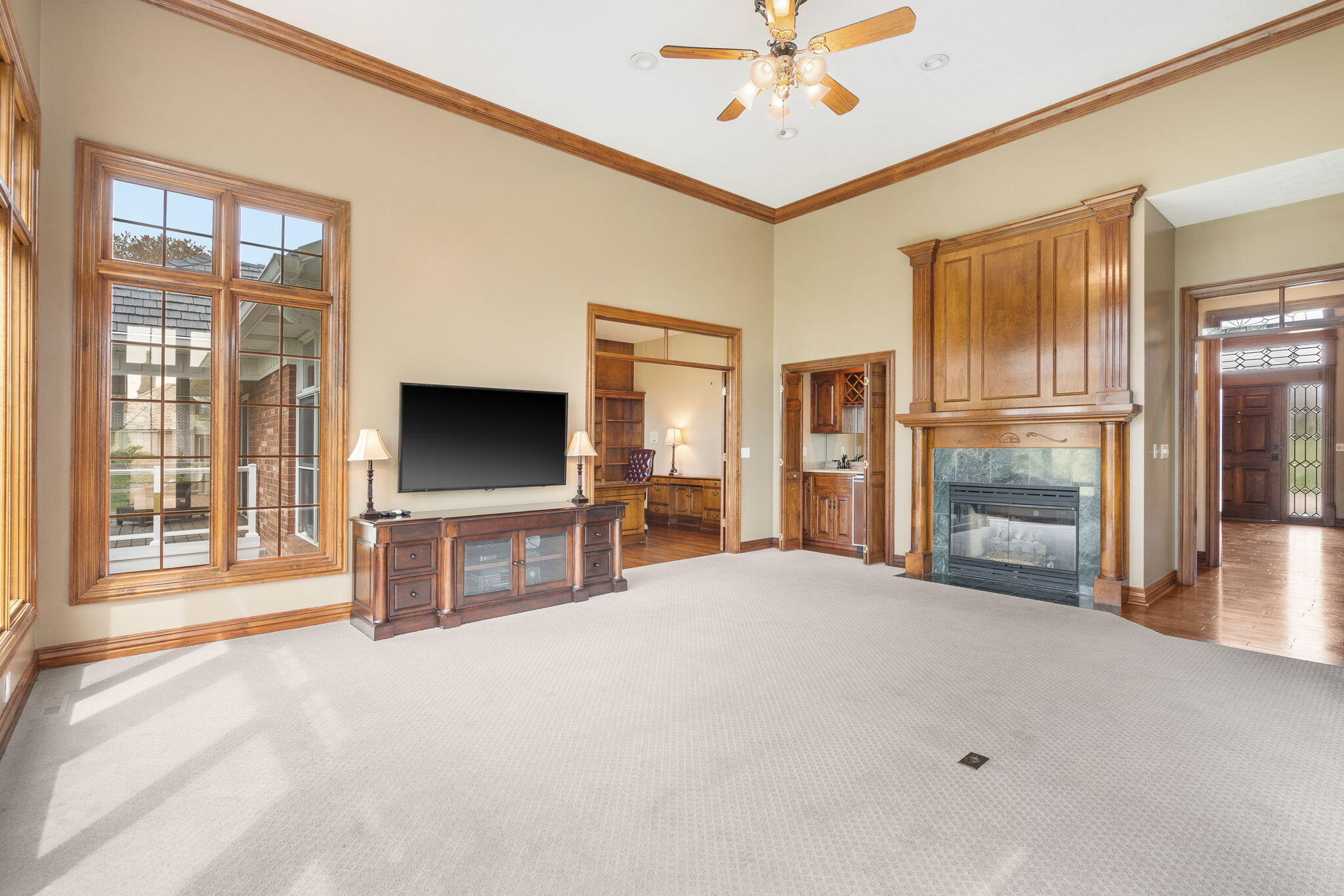 5229 South Stonehaven Drive Property Photo 12