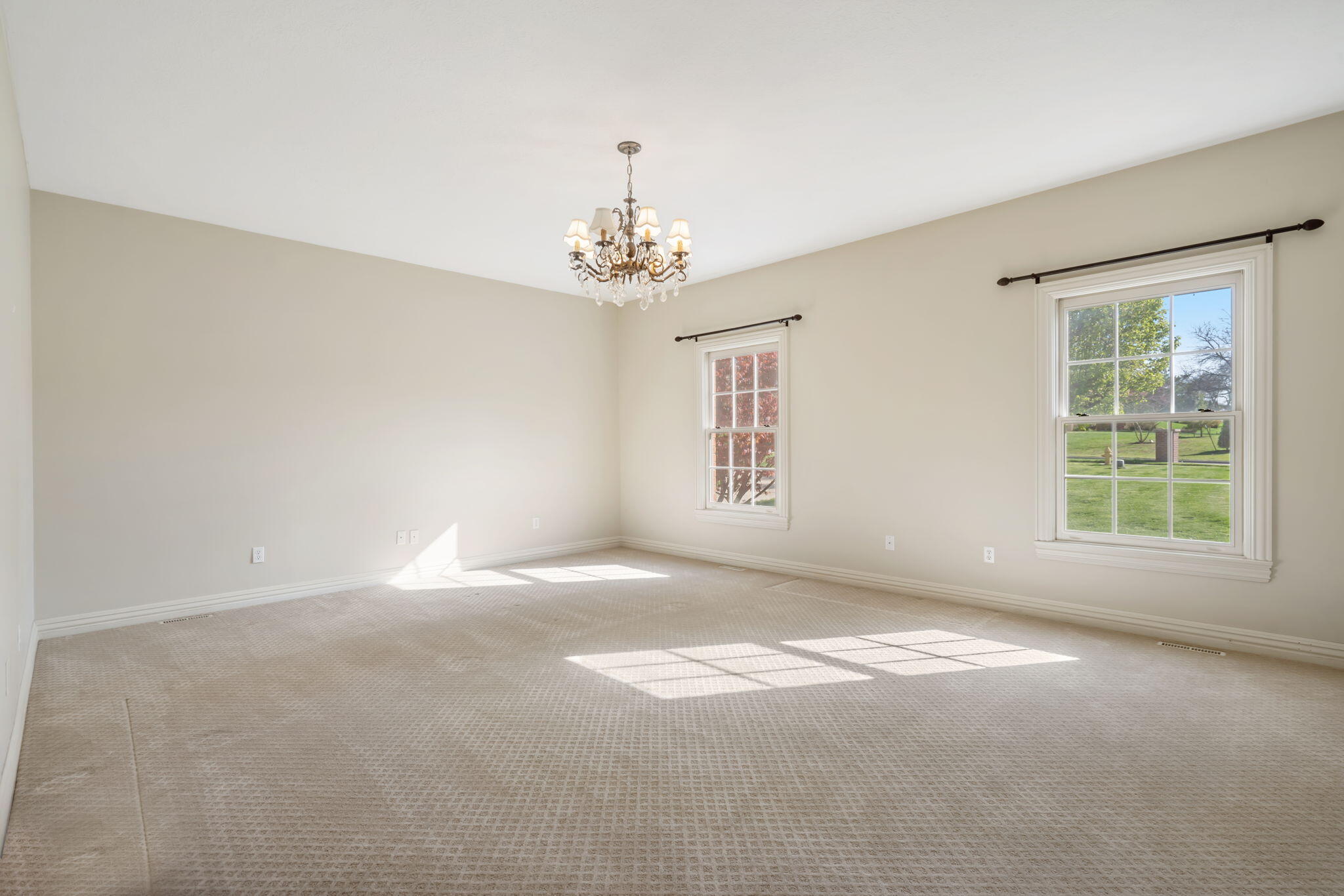 5229 South Stonehaven Drive Property Photo 28