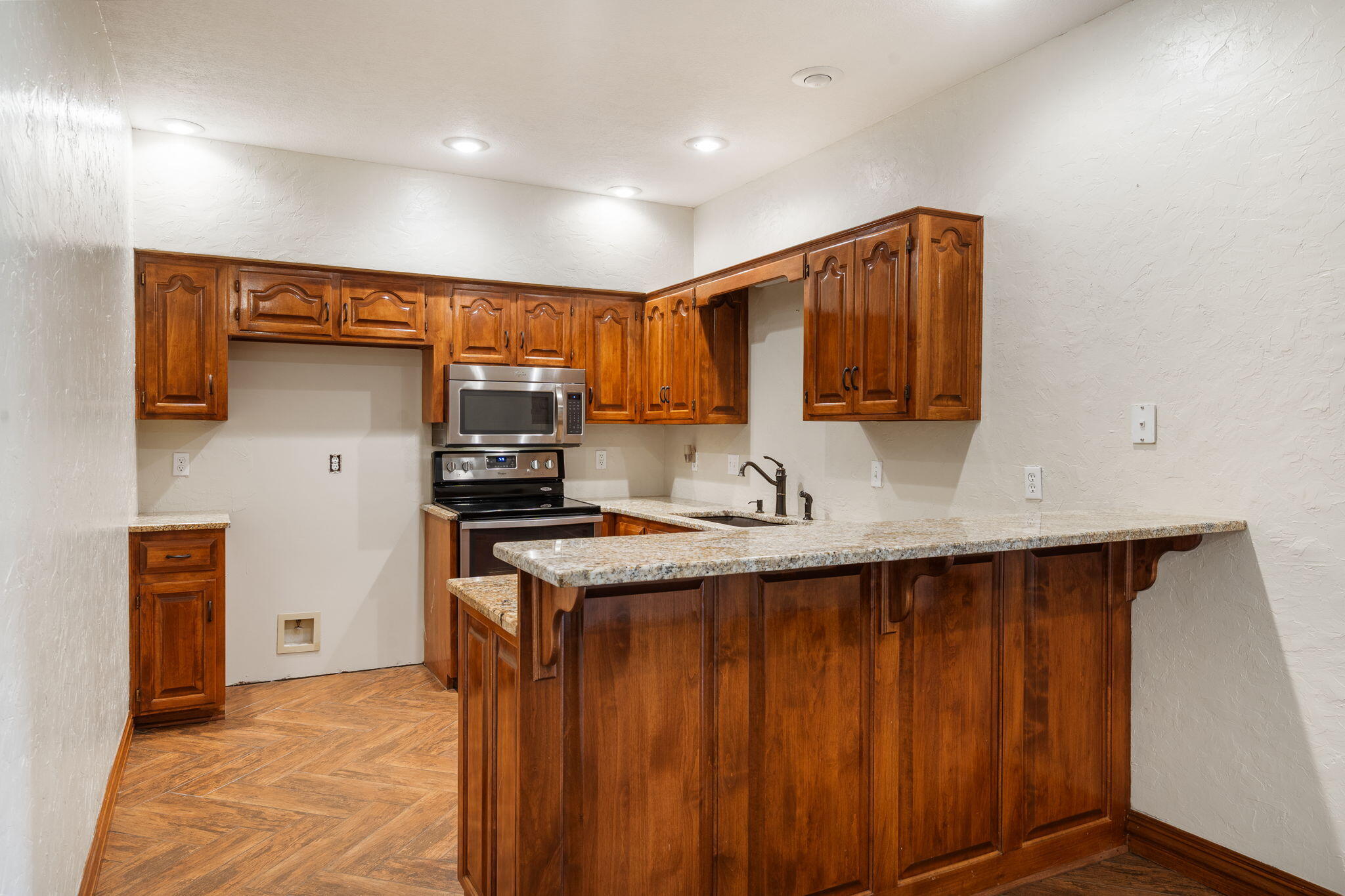 5229 South Stonehaven Drive Property Photo 37
