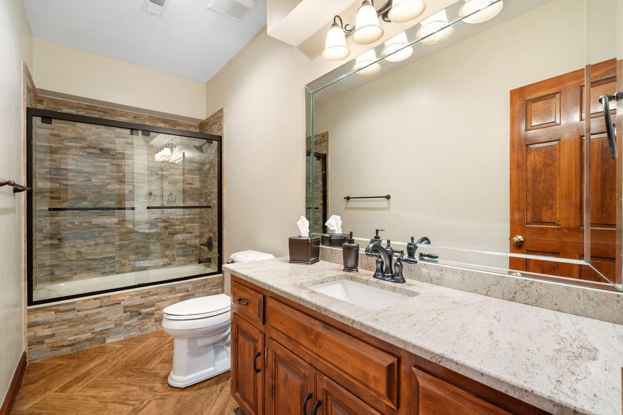 5229 South Stonehaven Drive Property Photo 42