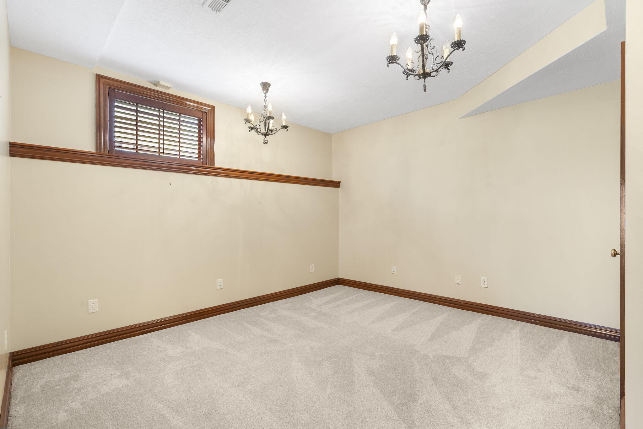 5229 South Stonehaven Drive Property Photo 43