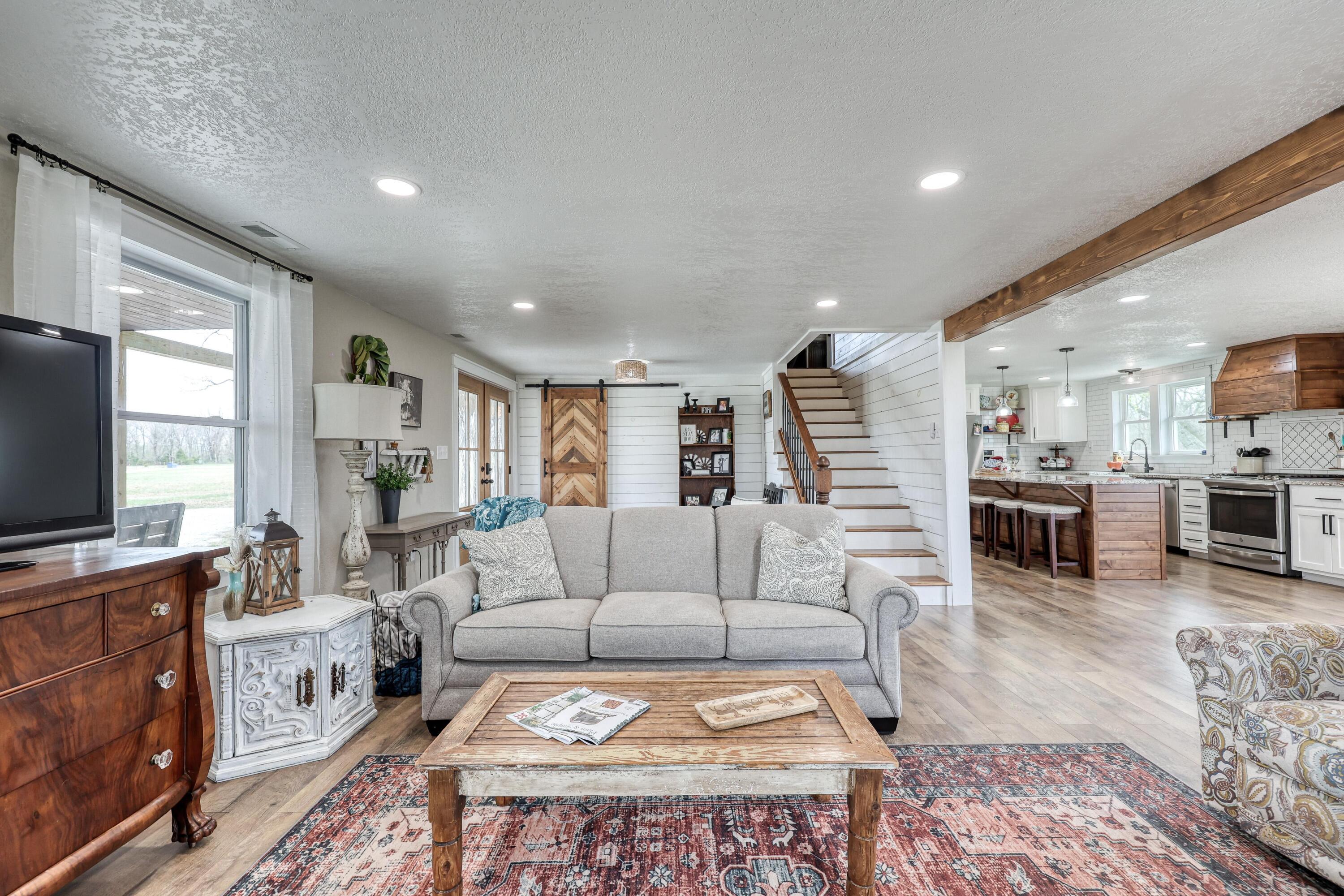 8613 Oxbow Lane Property Photo 45
