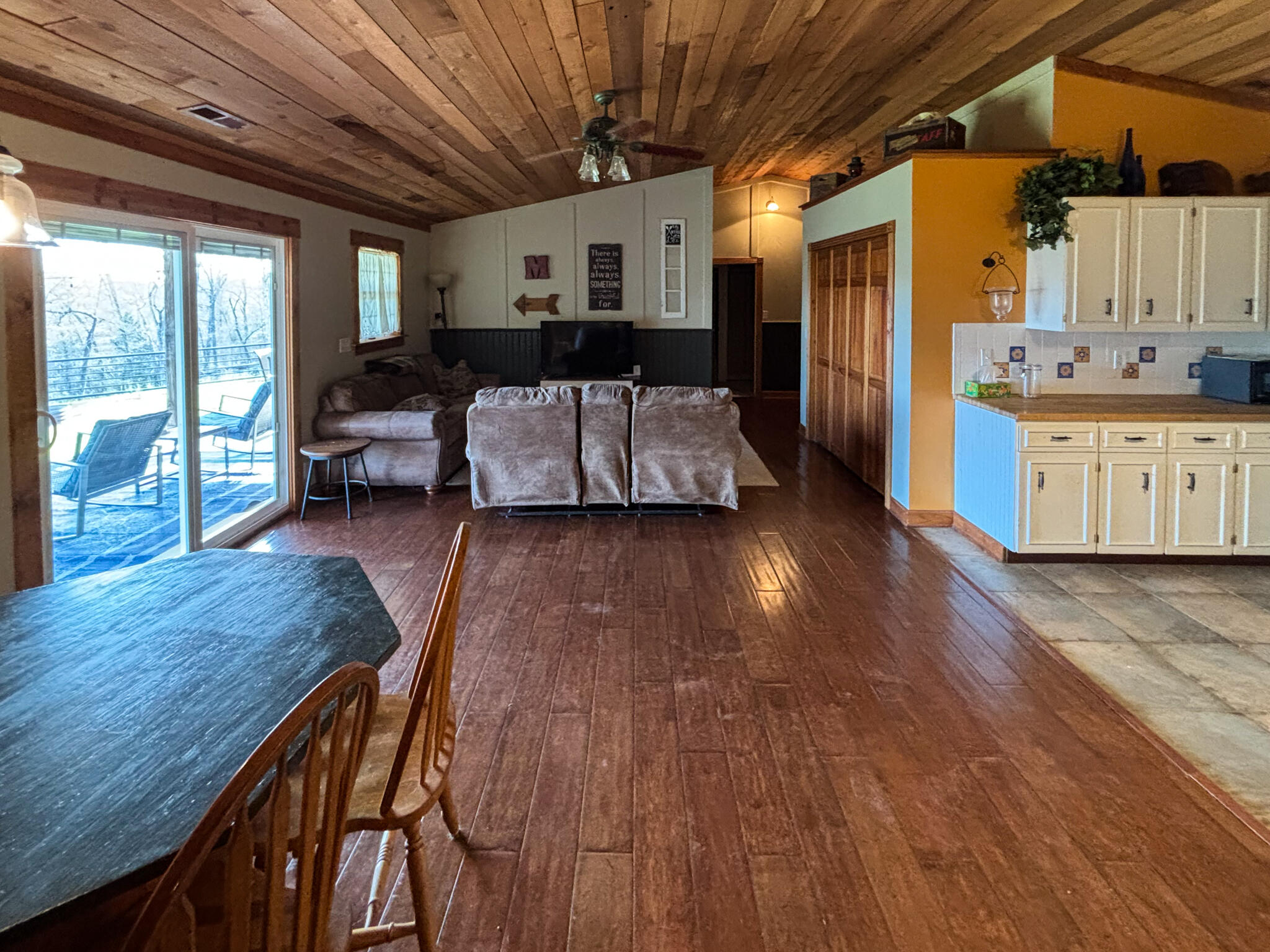 6300 County Road 647 Property Photo 24
