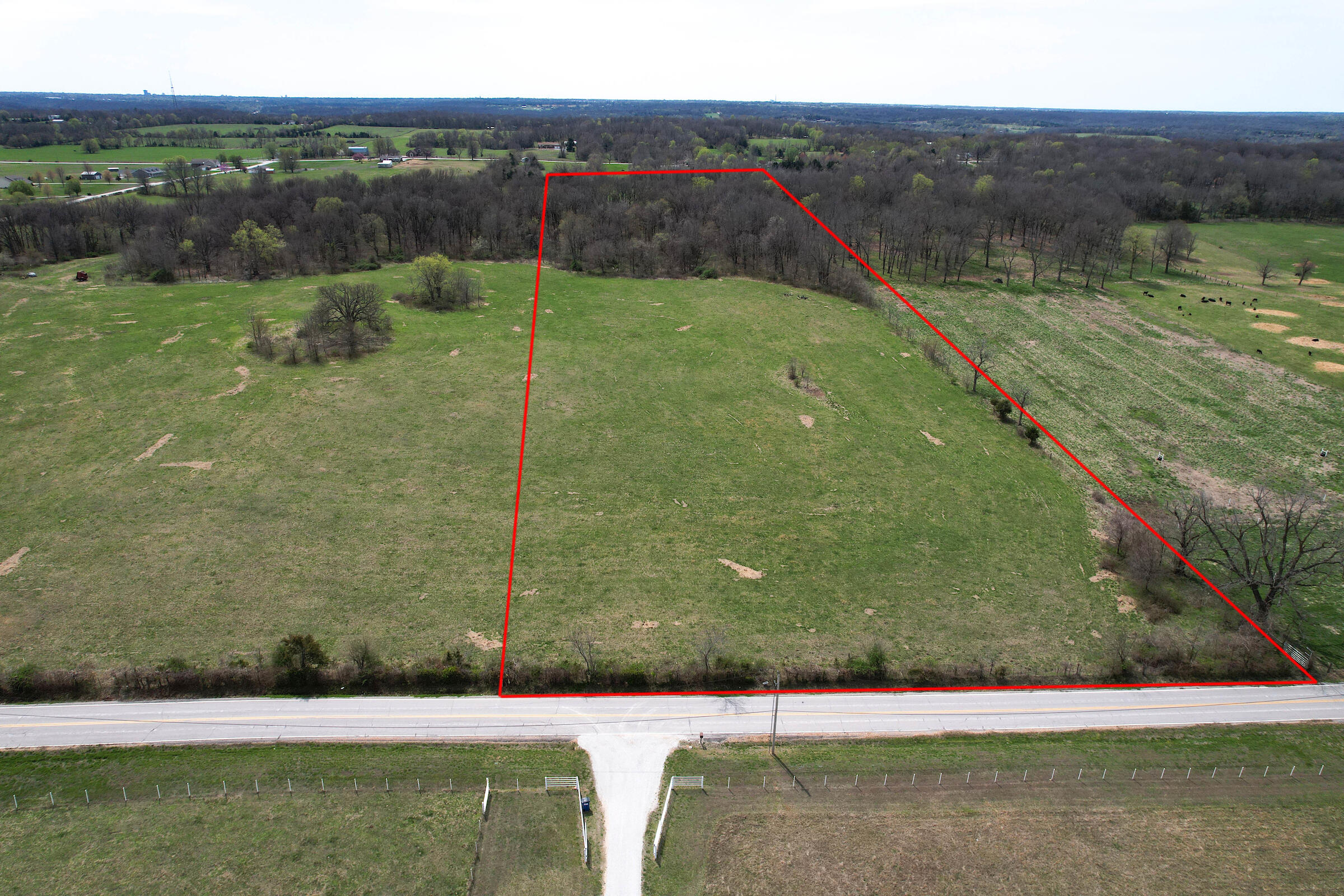 000 West Farm Road 68 Property Photo 2