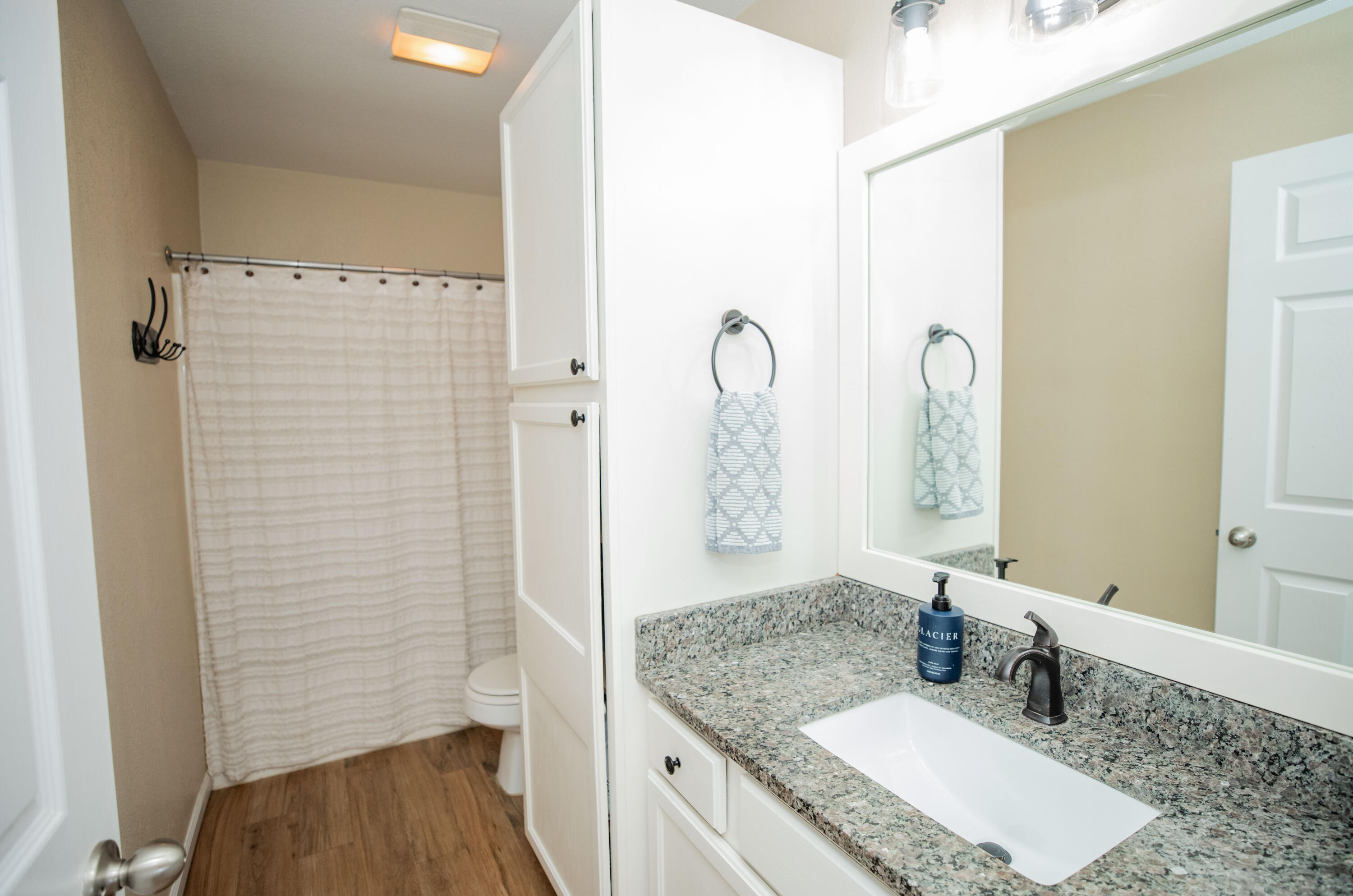 2511 South Hartford Avenue Property Photo 13