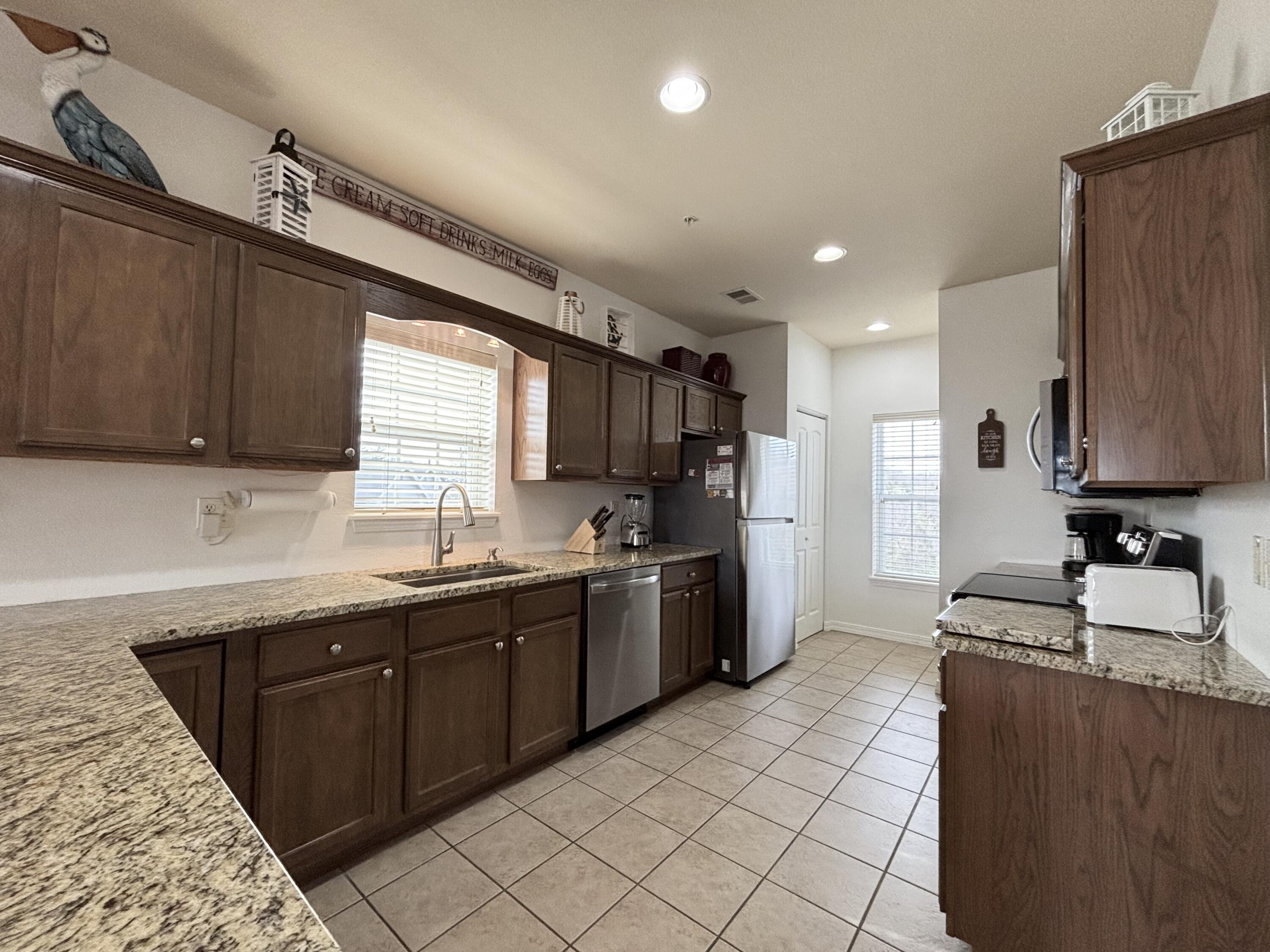 330 South Wildwood Drive B6 U6 Property Photo 3