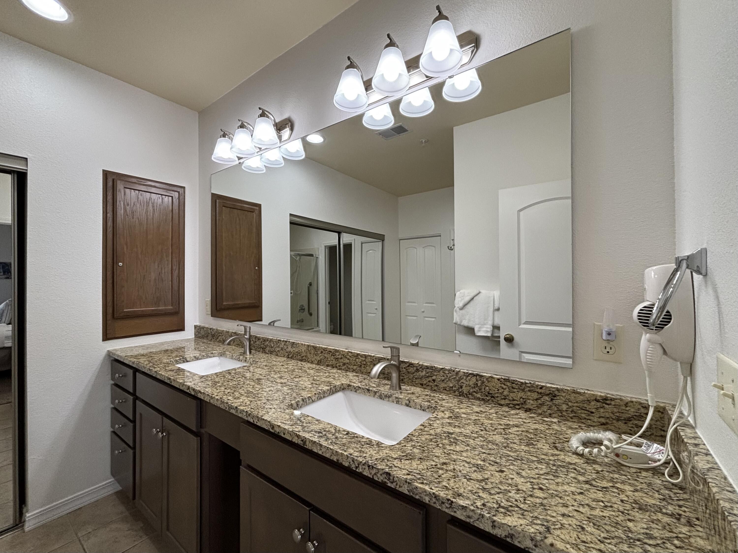 330 South Wildwood Drive B6 U6 Property Photo 19