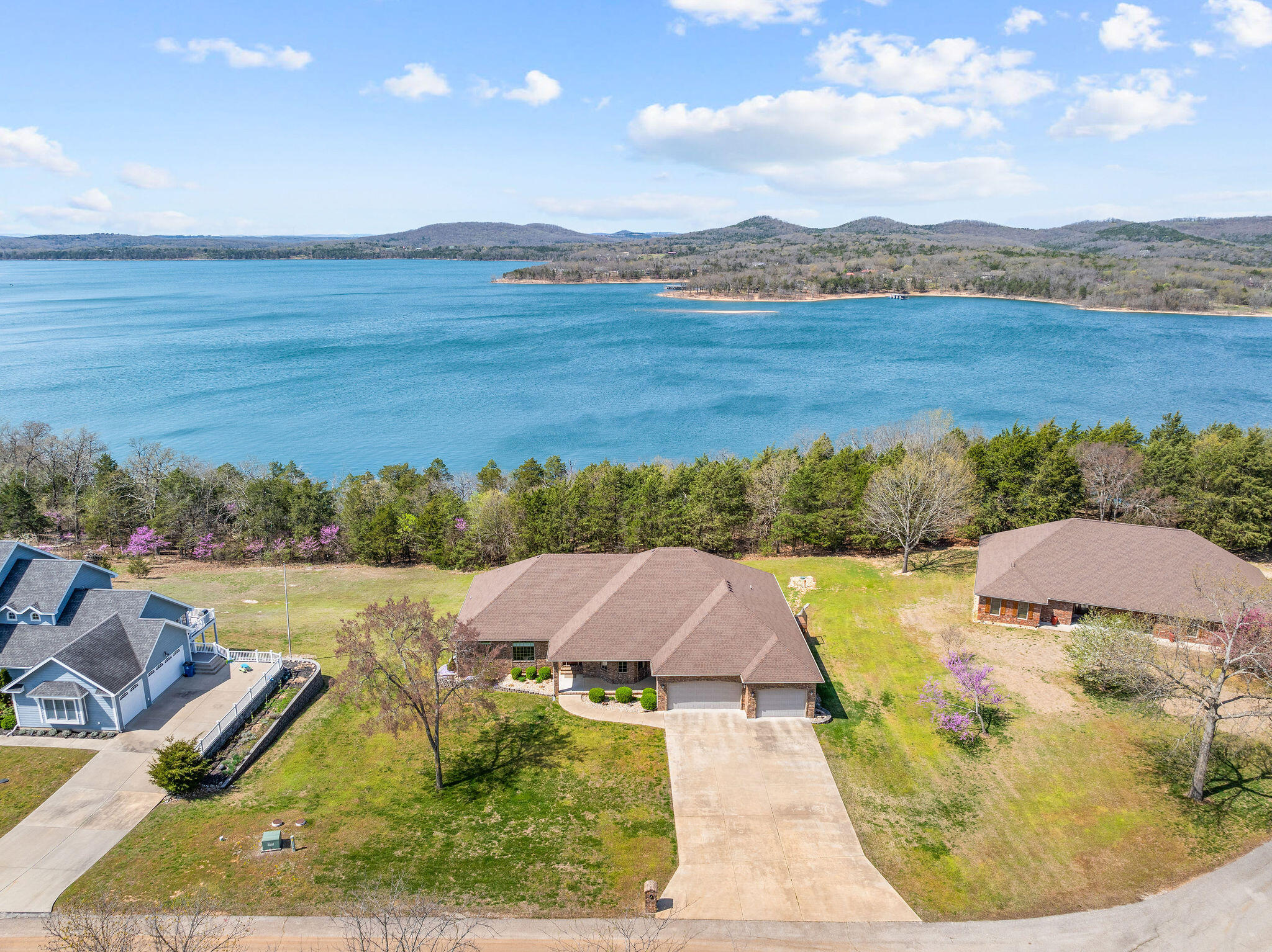 181 Merlot Road Property Photo 4