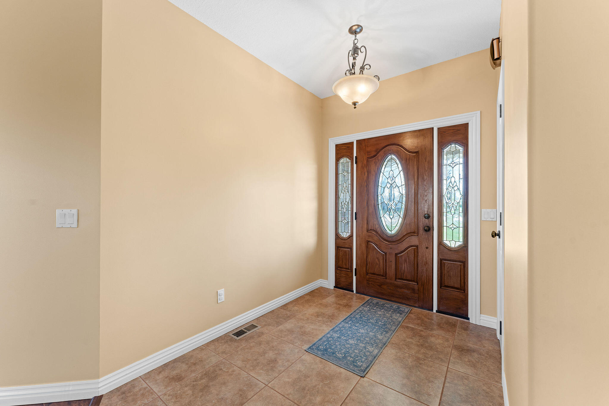 181 Merlot Road Property Photo 5