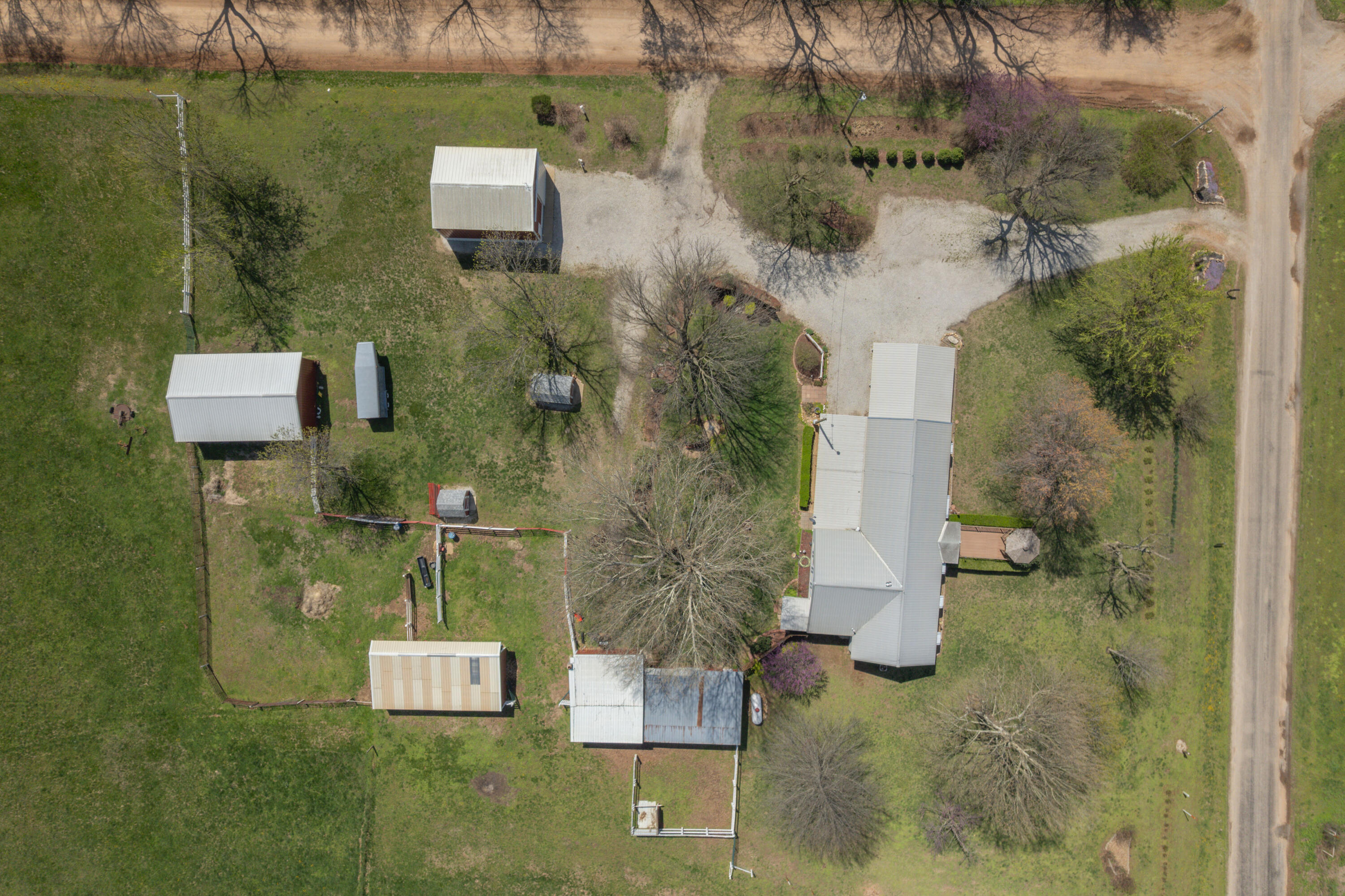 17941 Unicorn Road Property Photo 8
