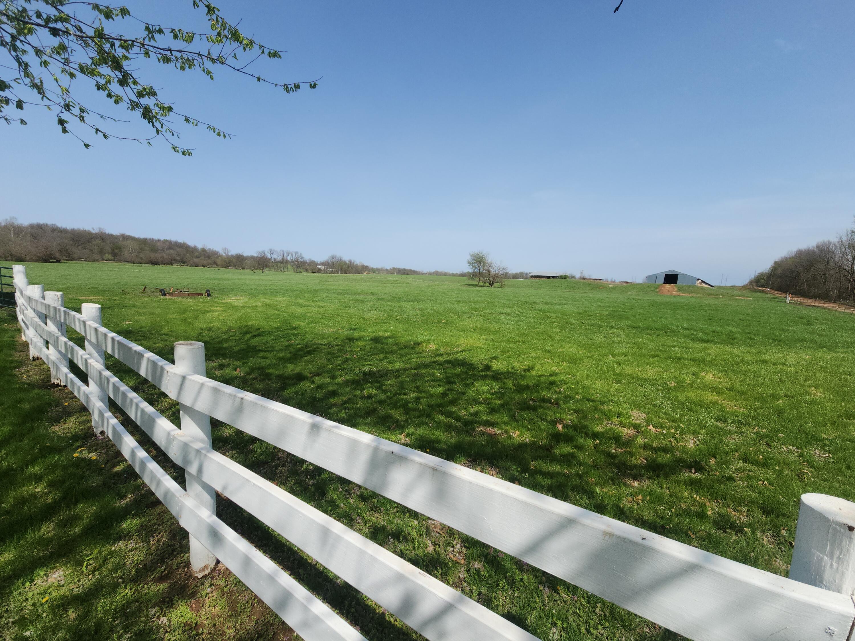 17941 Unicorn Road Property Photo 11