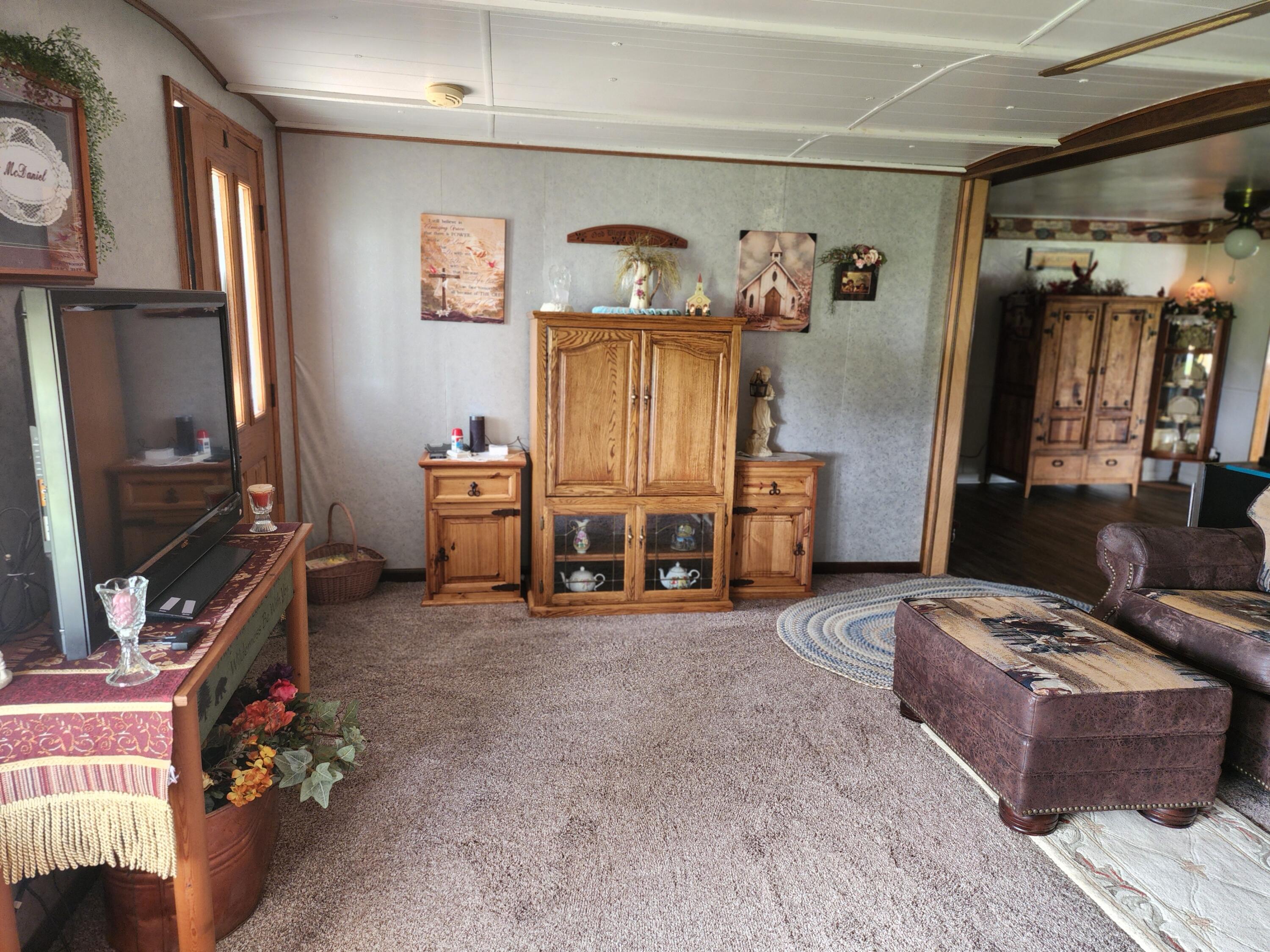 17941 Unicorn Road Property Photo 24