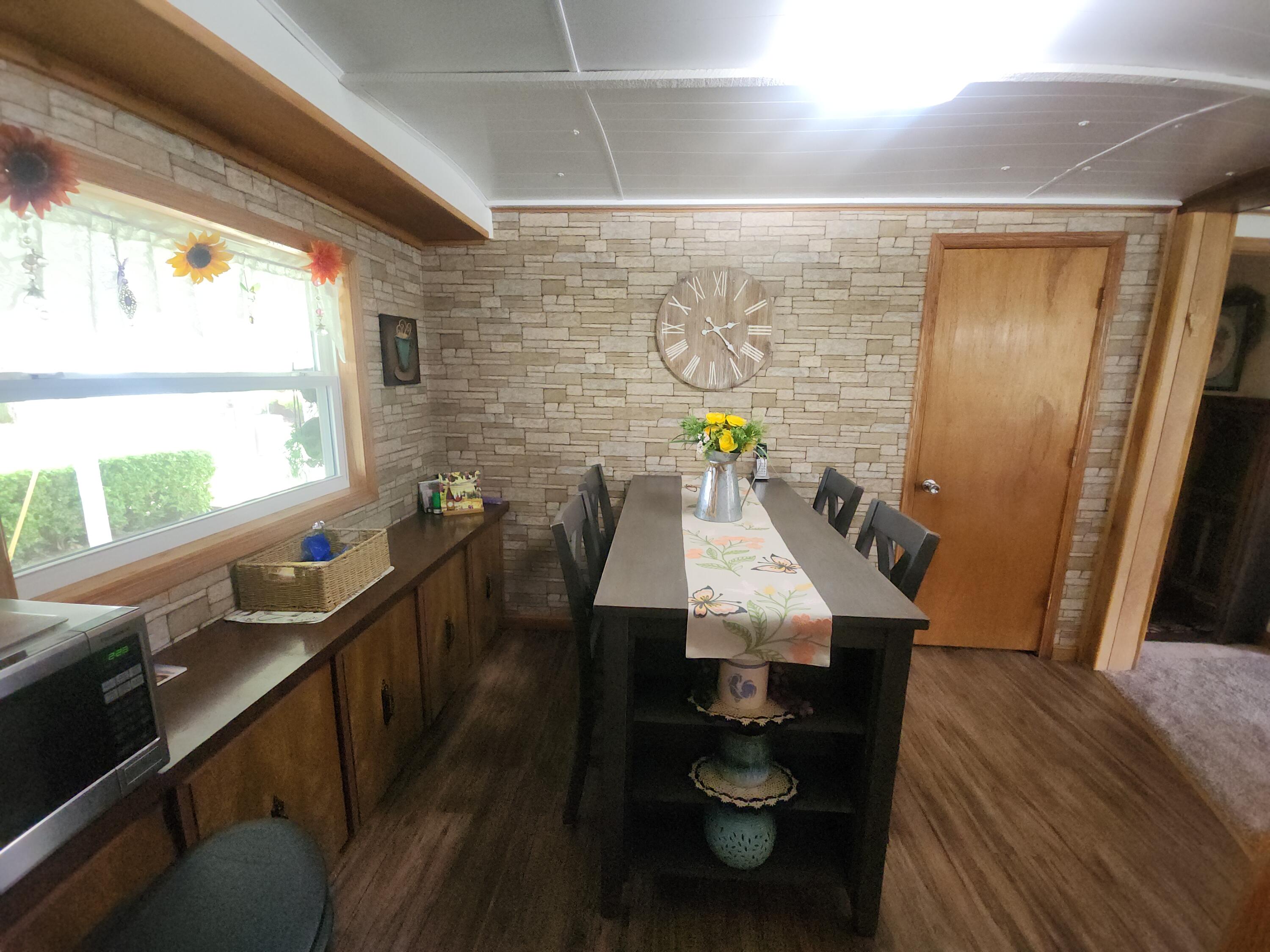 17941 Unicorn Road Property Photo 27