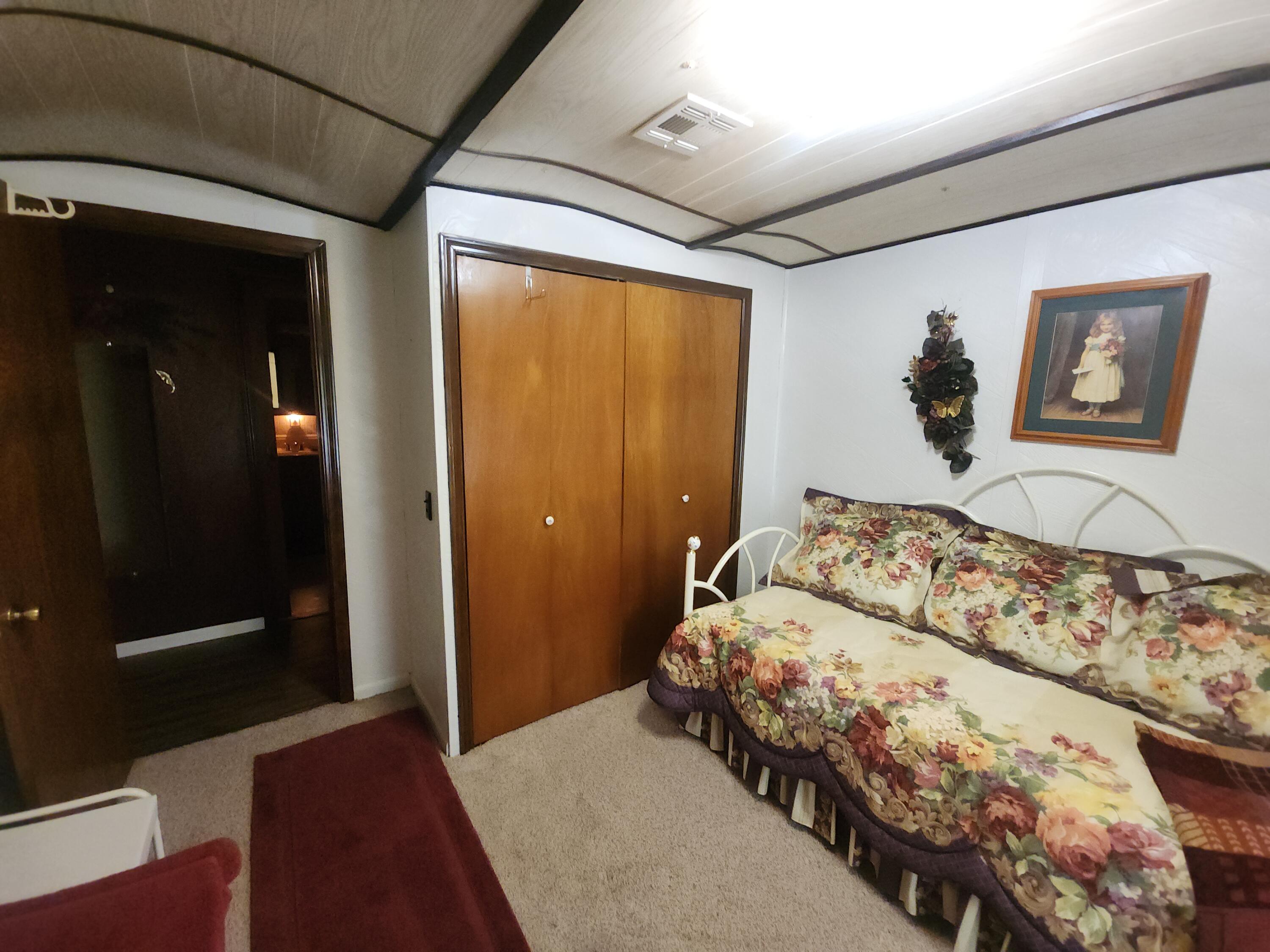 17941 Unicorn Road Property Photo 35