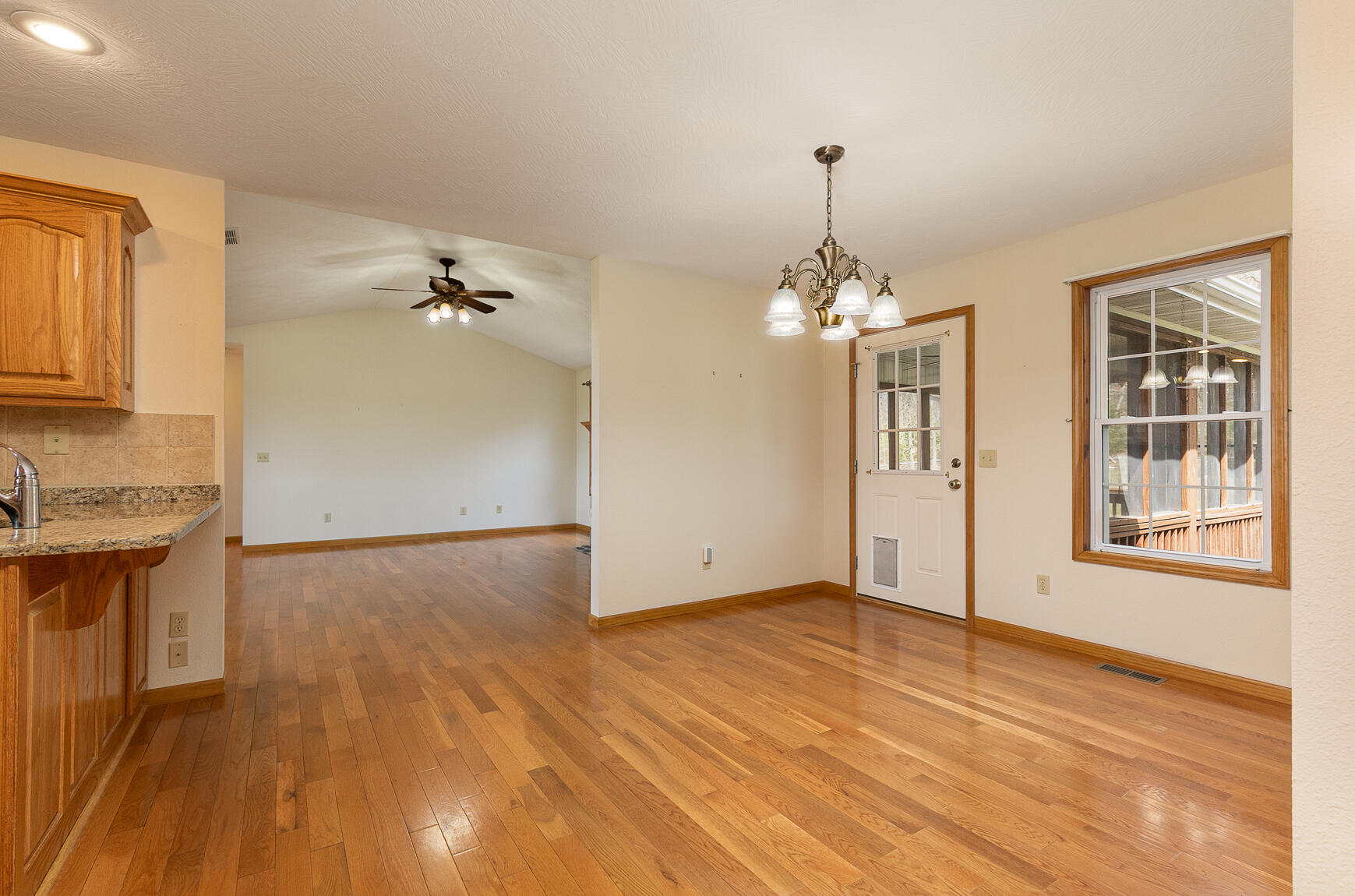 1206 Black Horse Road Property Photo 19