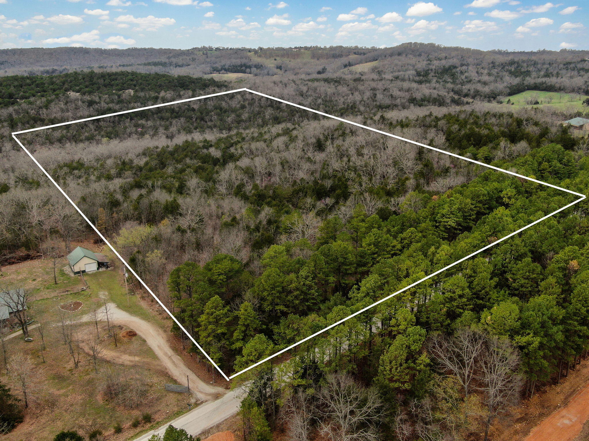000 Fossil Cove Road Property Photo 6