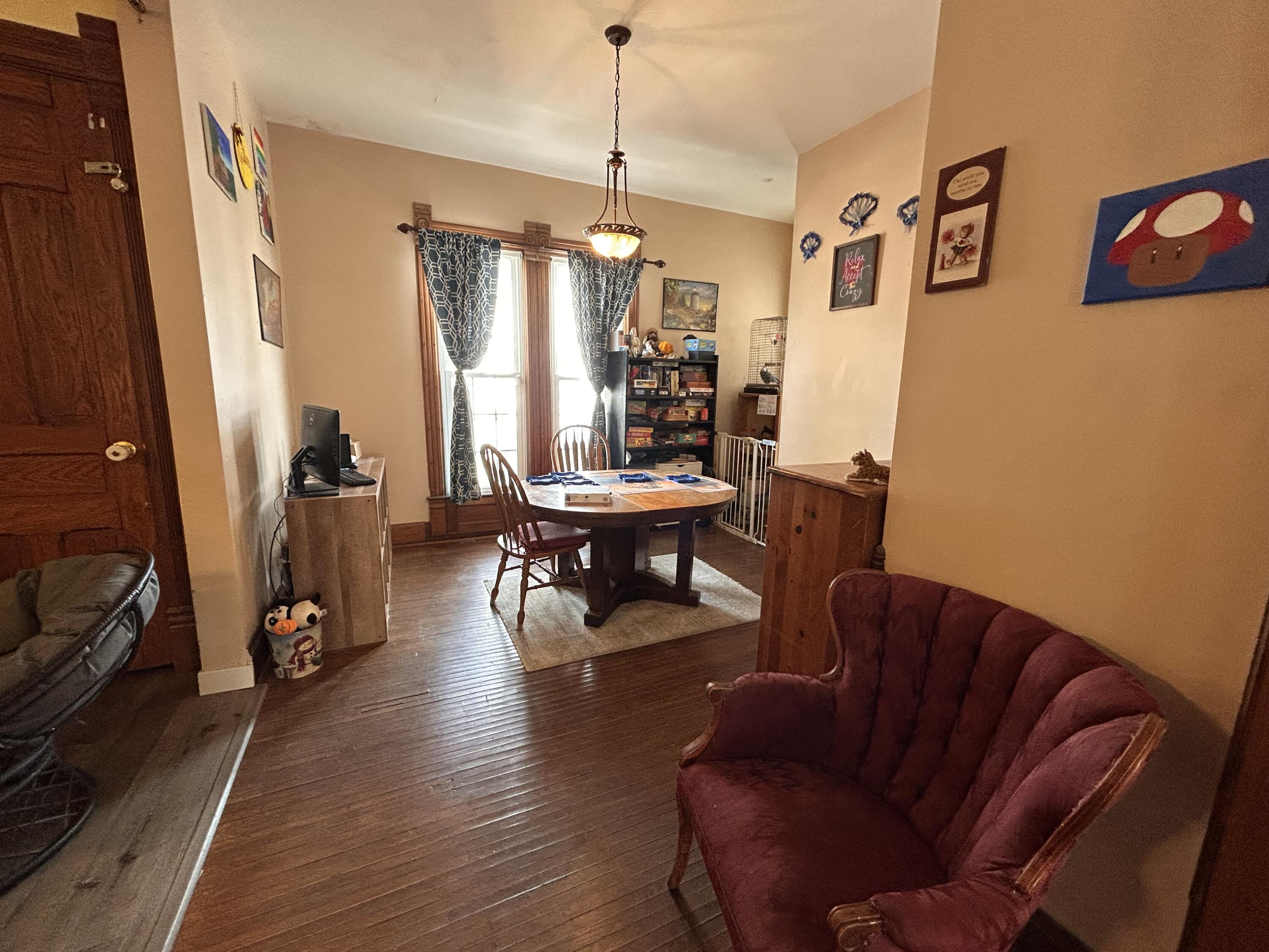 210 S Webb Property Photo 13