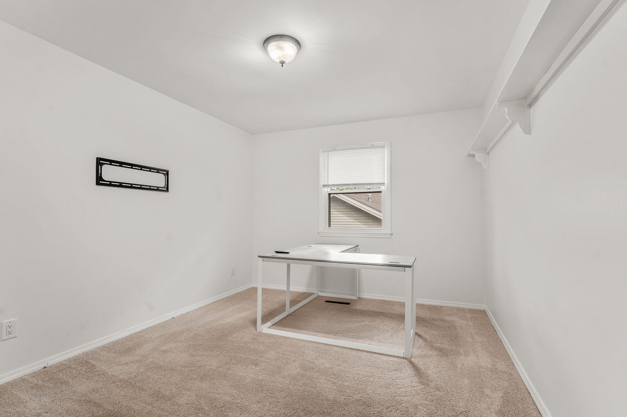 2937 South Brentmoor Avenue Property Photo 28