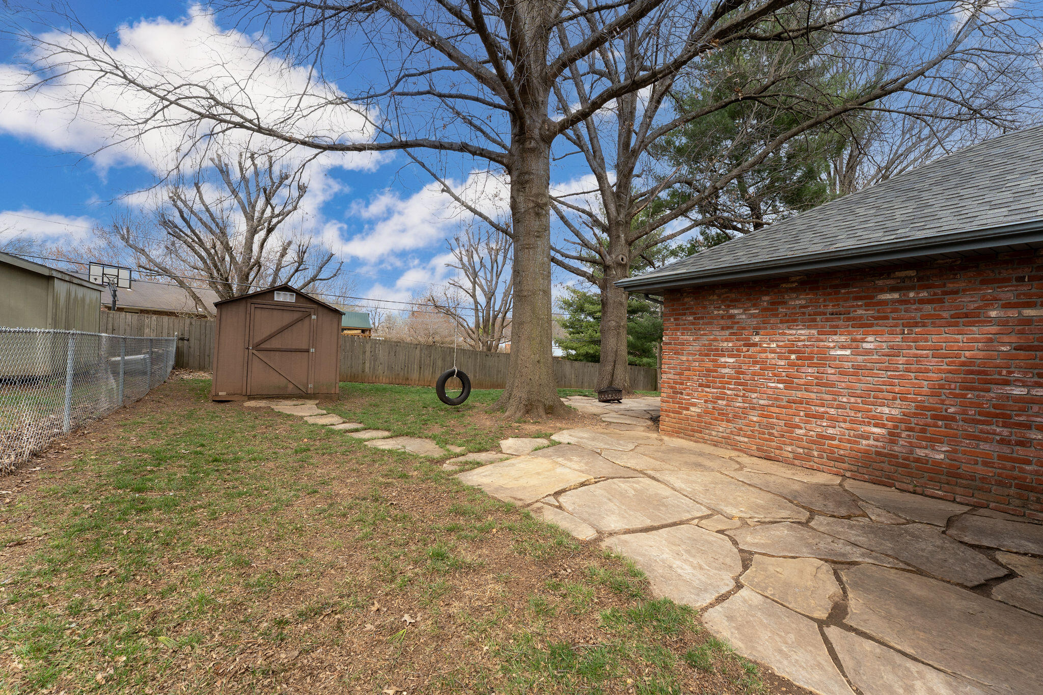 2937 South Brentmoor Avenue Property Photo 40