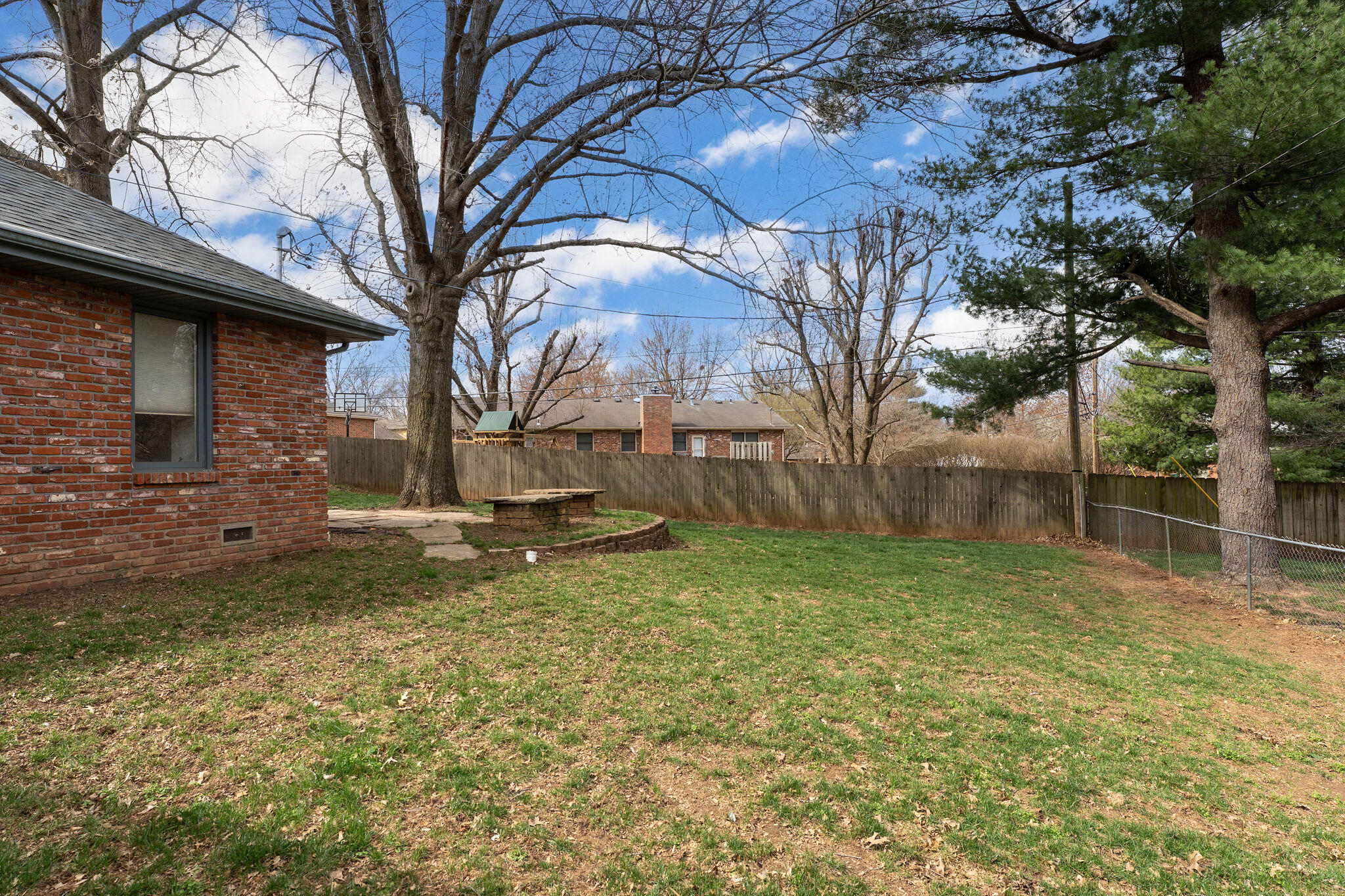 2937 South Brentmoor Avenue Property Photo 45