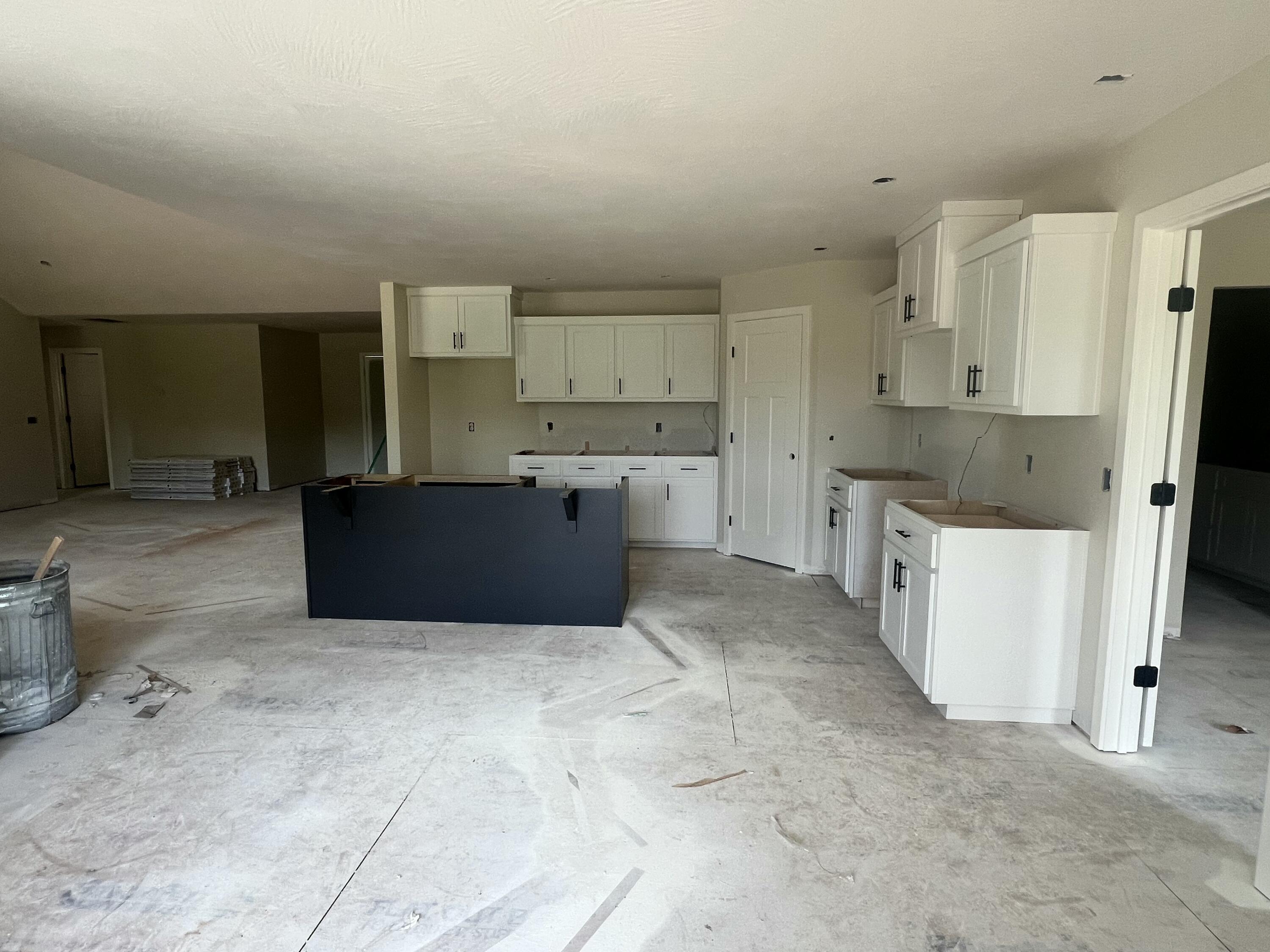 1139 South Gregg Road Property Photo 2