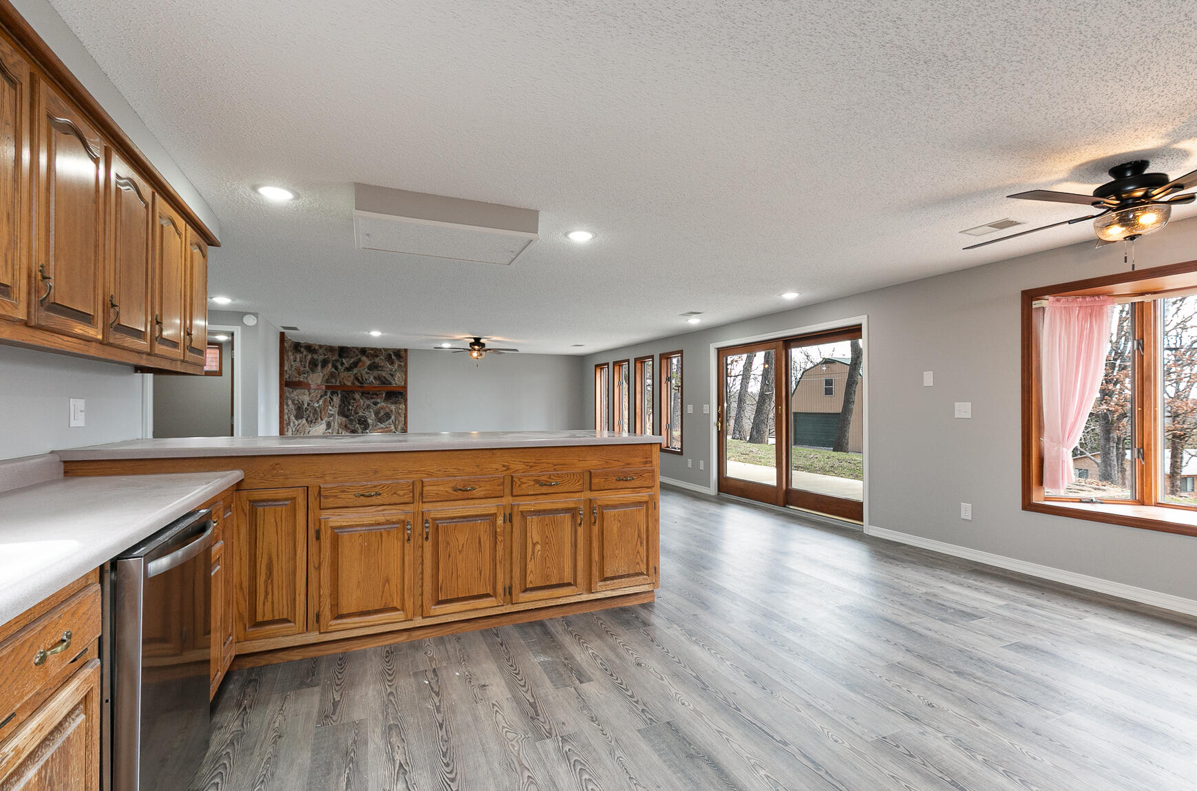 25827 Canyon Drive Property Photo 8
