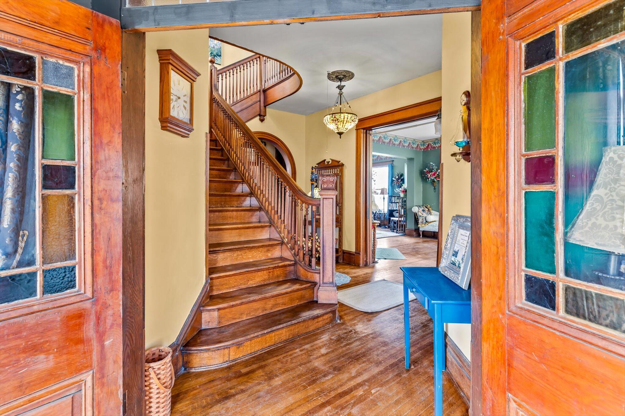 500 5th Street Property Photo 7