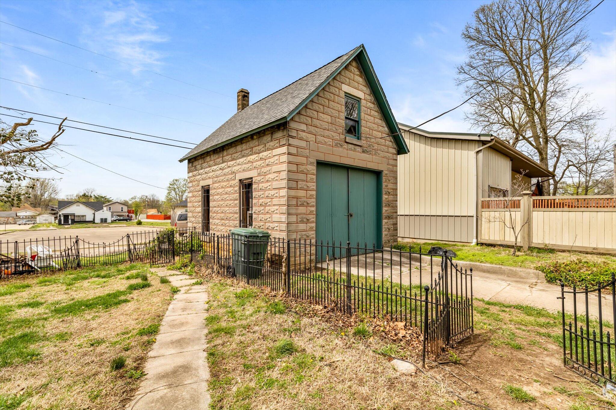 500 5th Street Property Photo 37