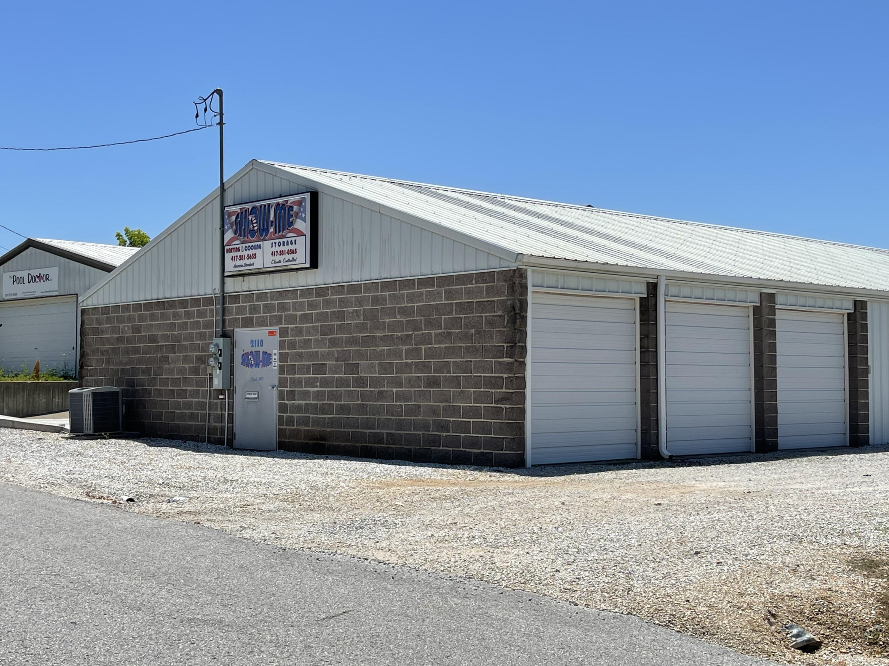 2110 Airpark Road Property Photo 1