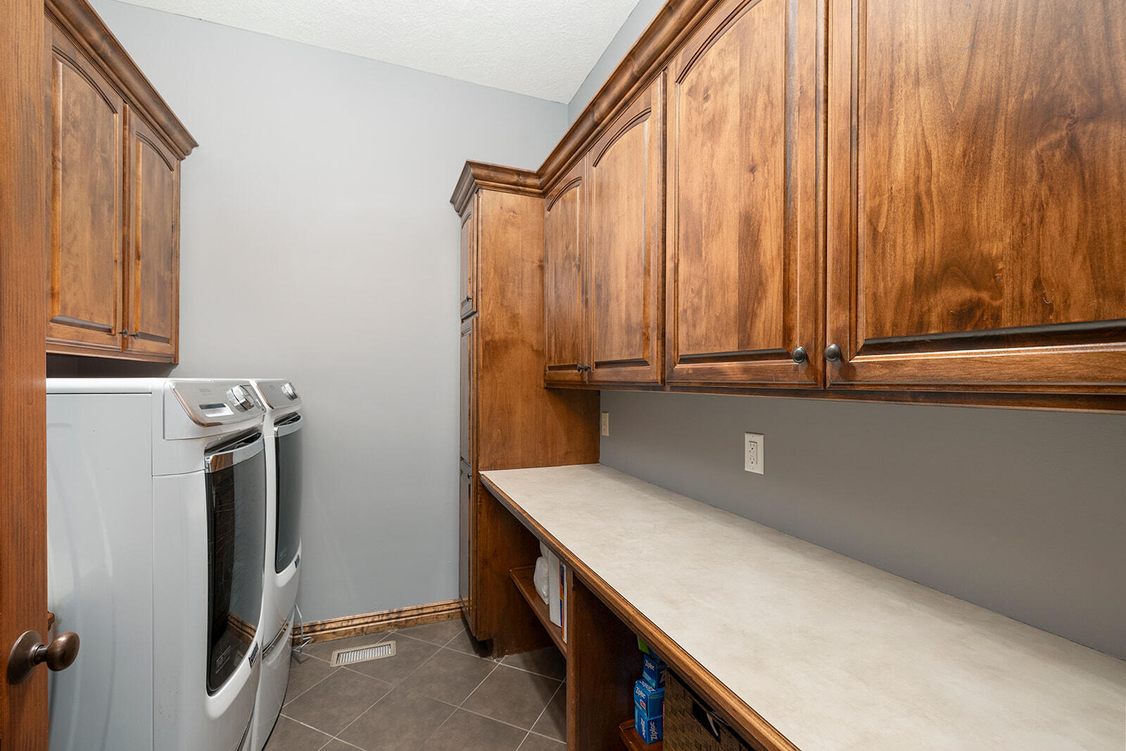 846 White Diamond Court Property Photo 26