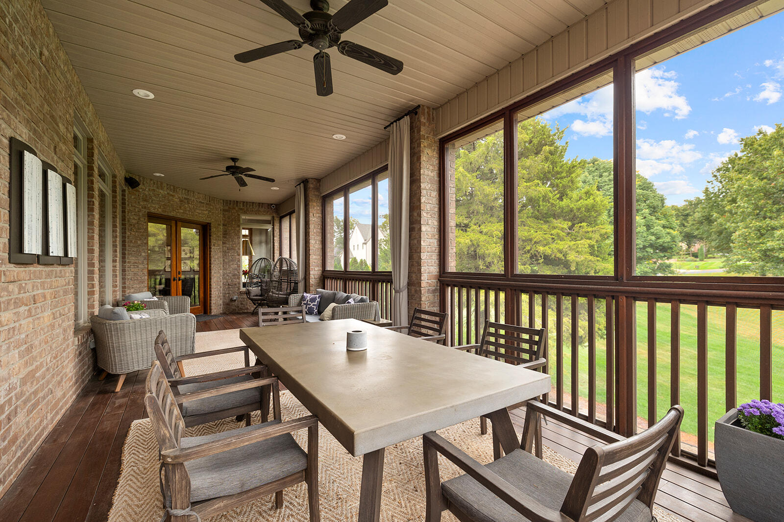 846 White Diamond Court Property Photo 46