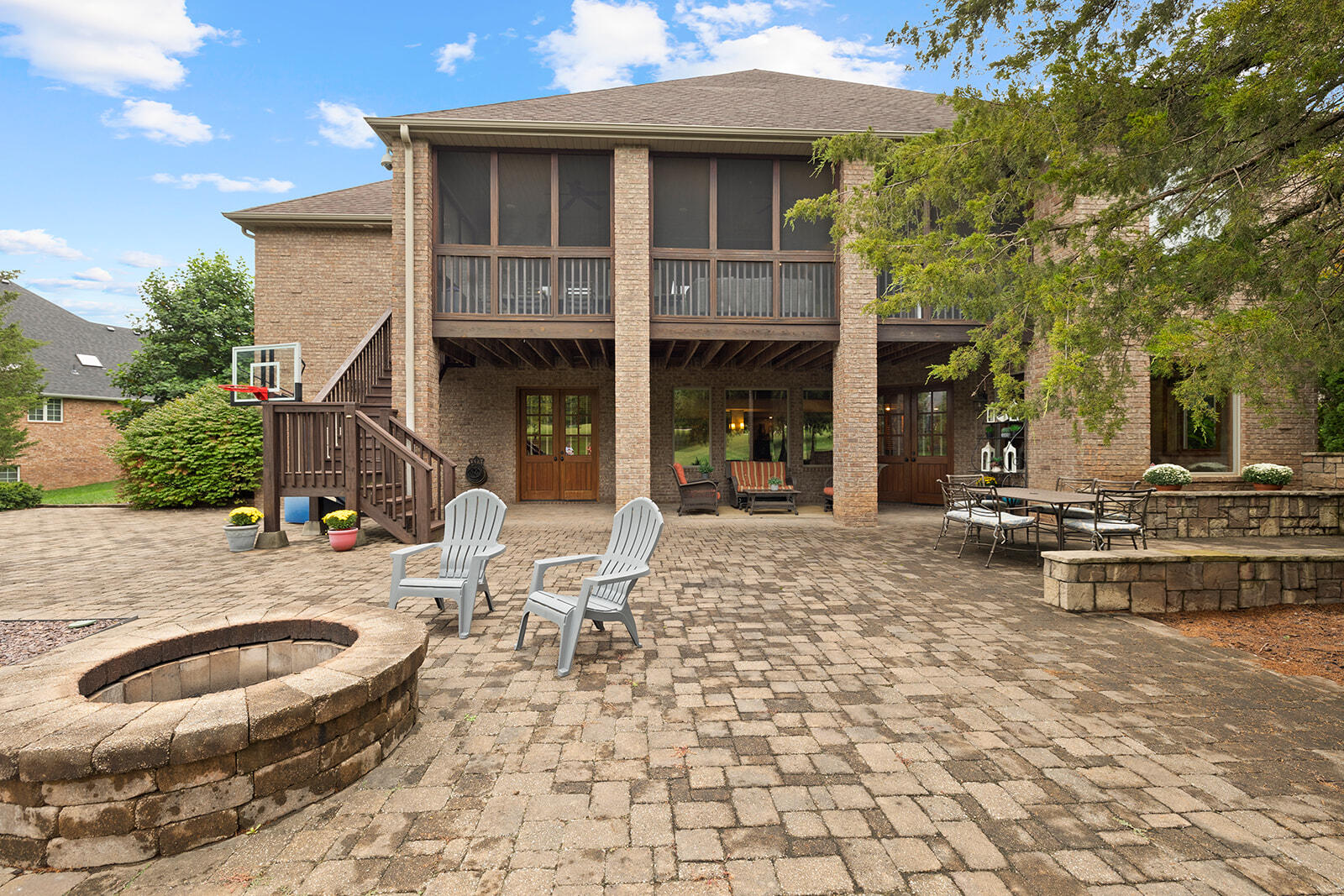 846 White Diamond Court Property Photo 49