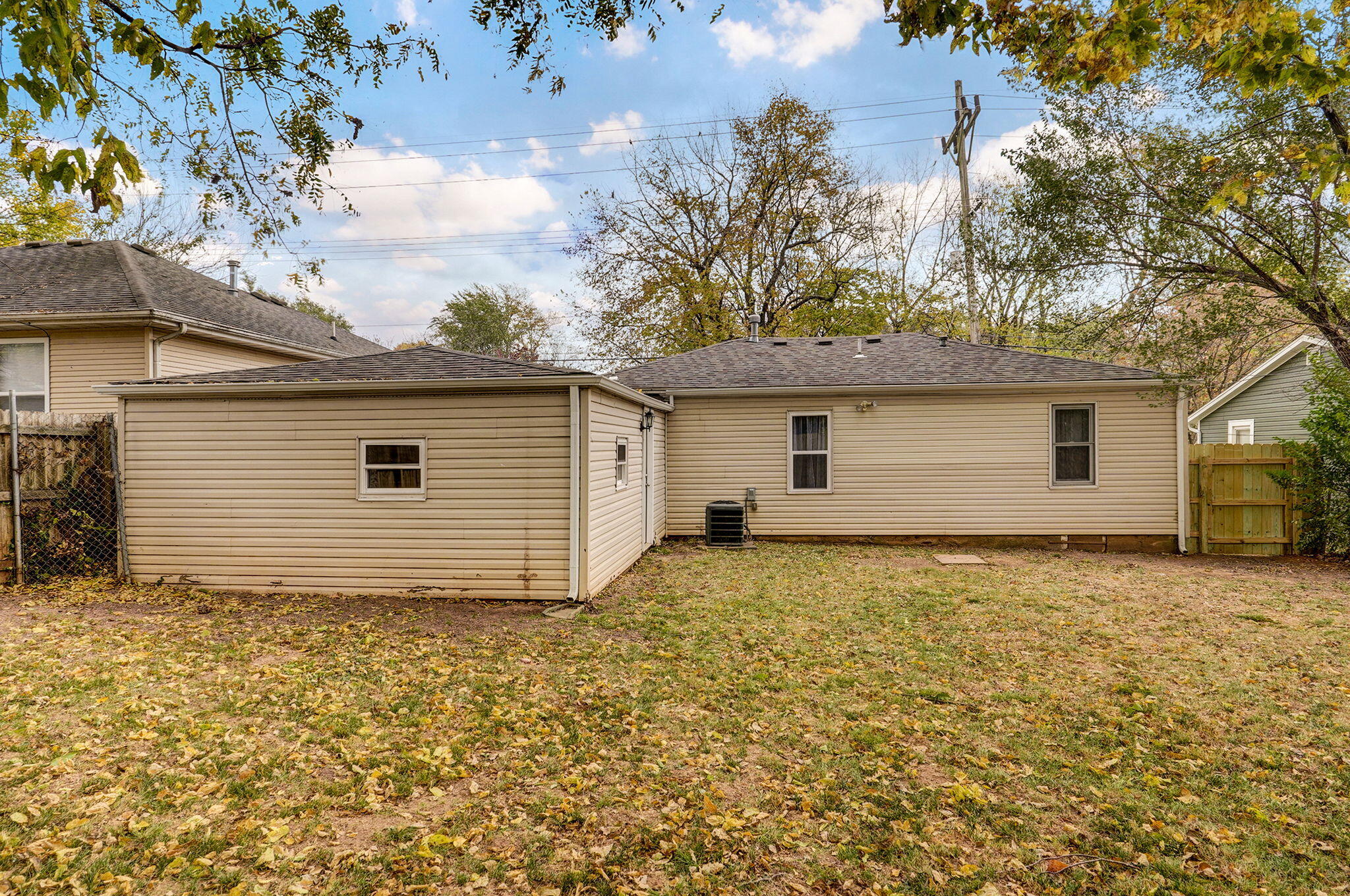 549 South Hillcrest Avenue Property Photo 7