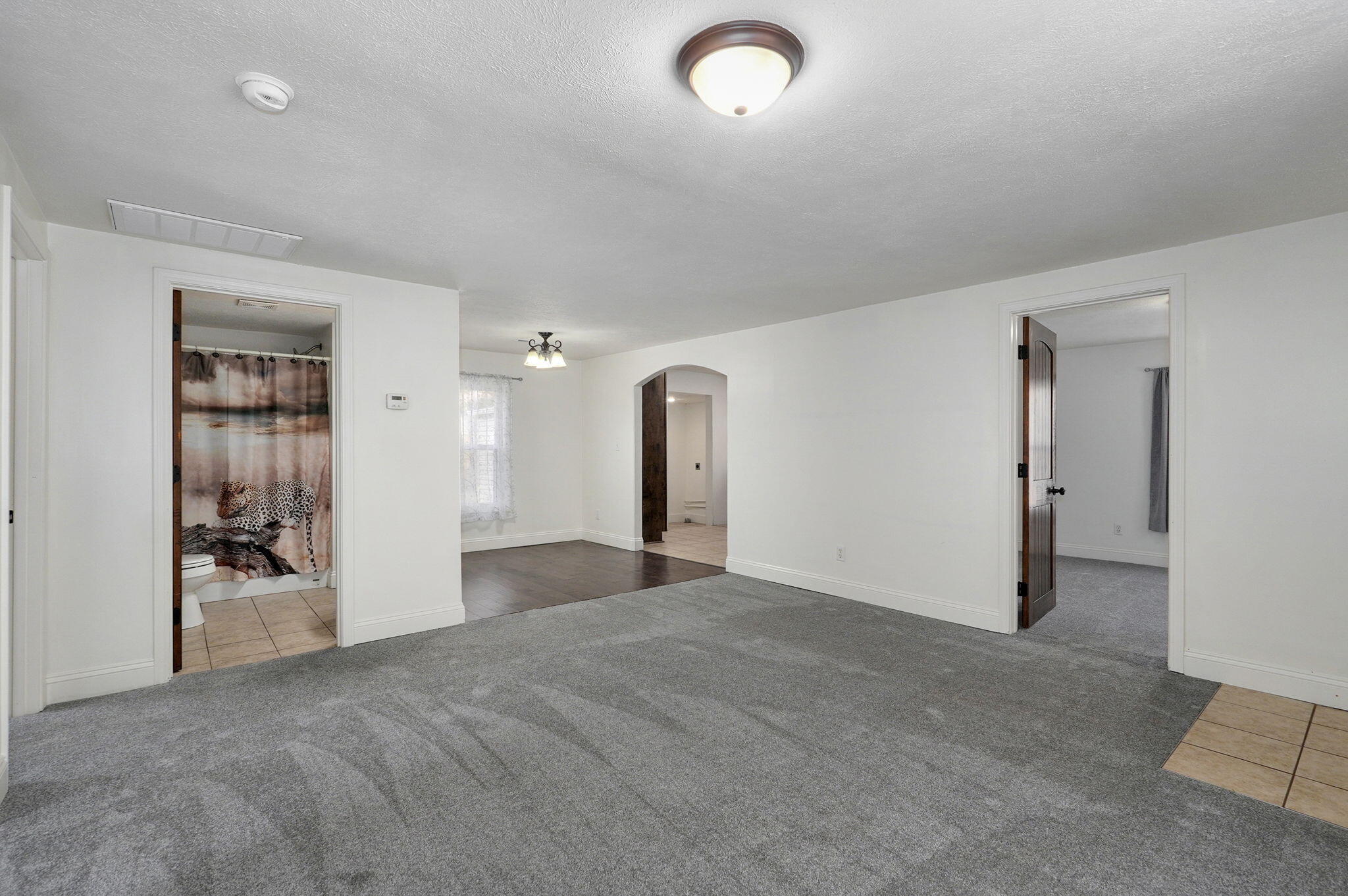 549 South Hillcrest Avenue Property Photo 12