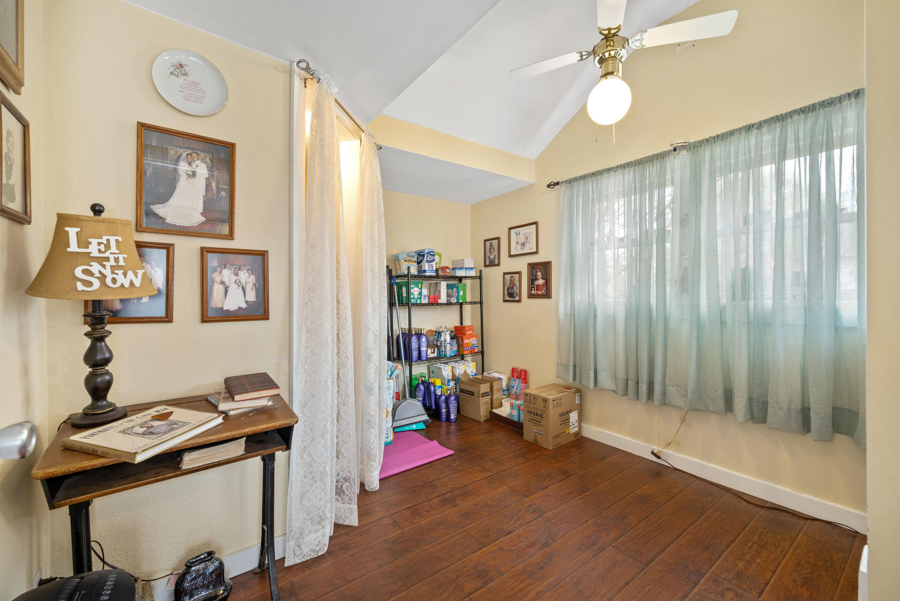 802 Hampton Place Property Photo 32