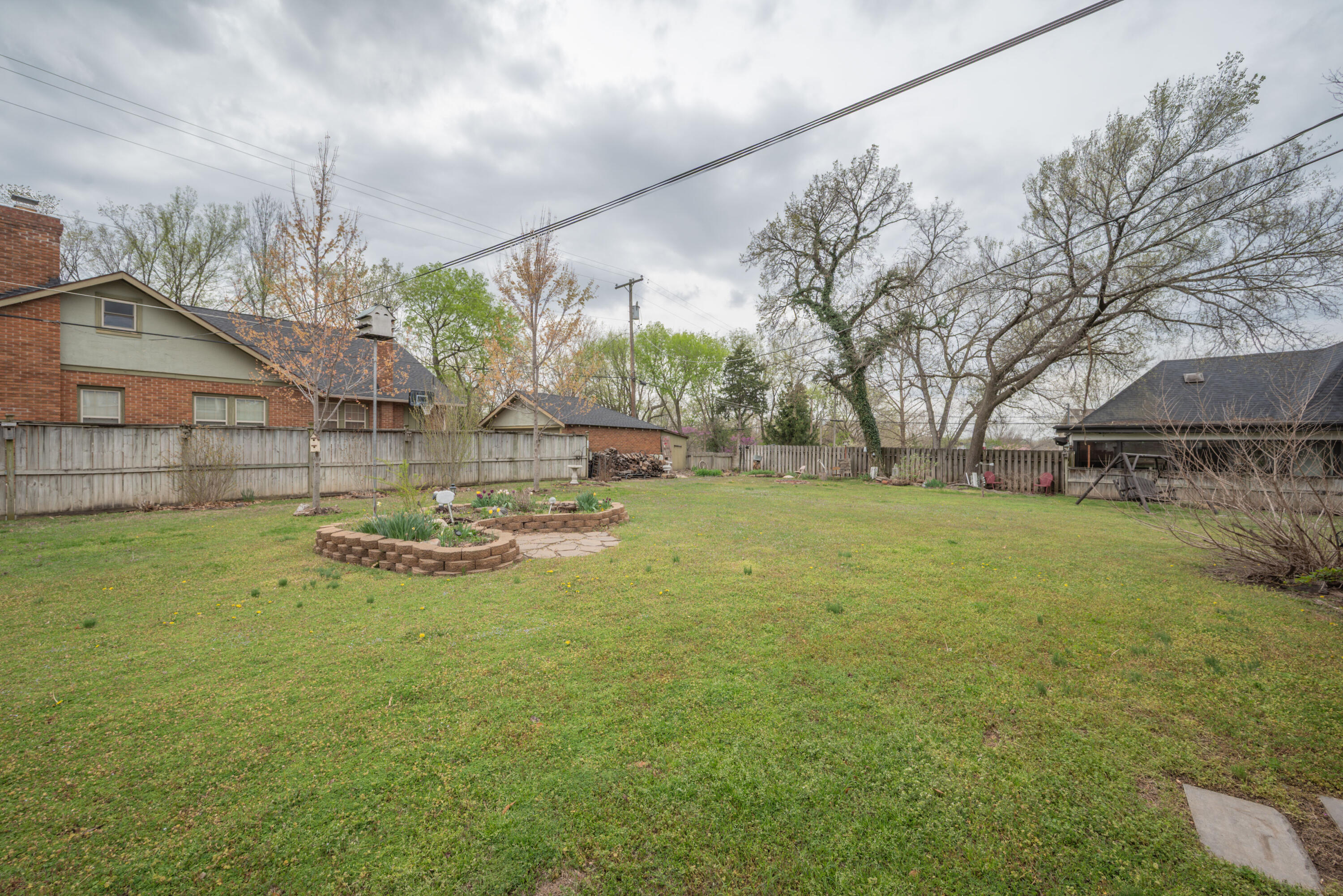802 Hampton Place Property Photo 41