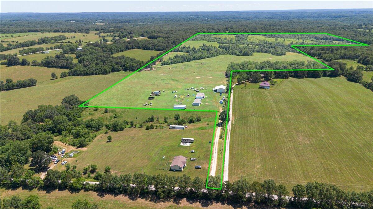 110 & 128 Mackenzie Lane Property Photo